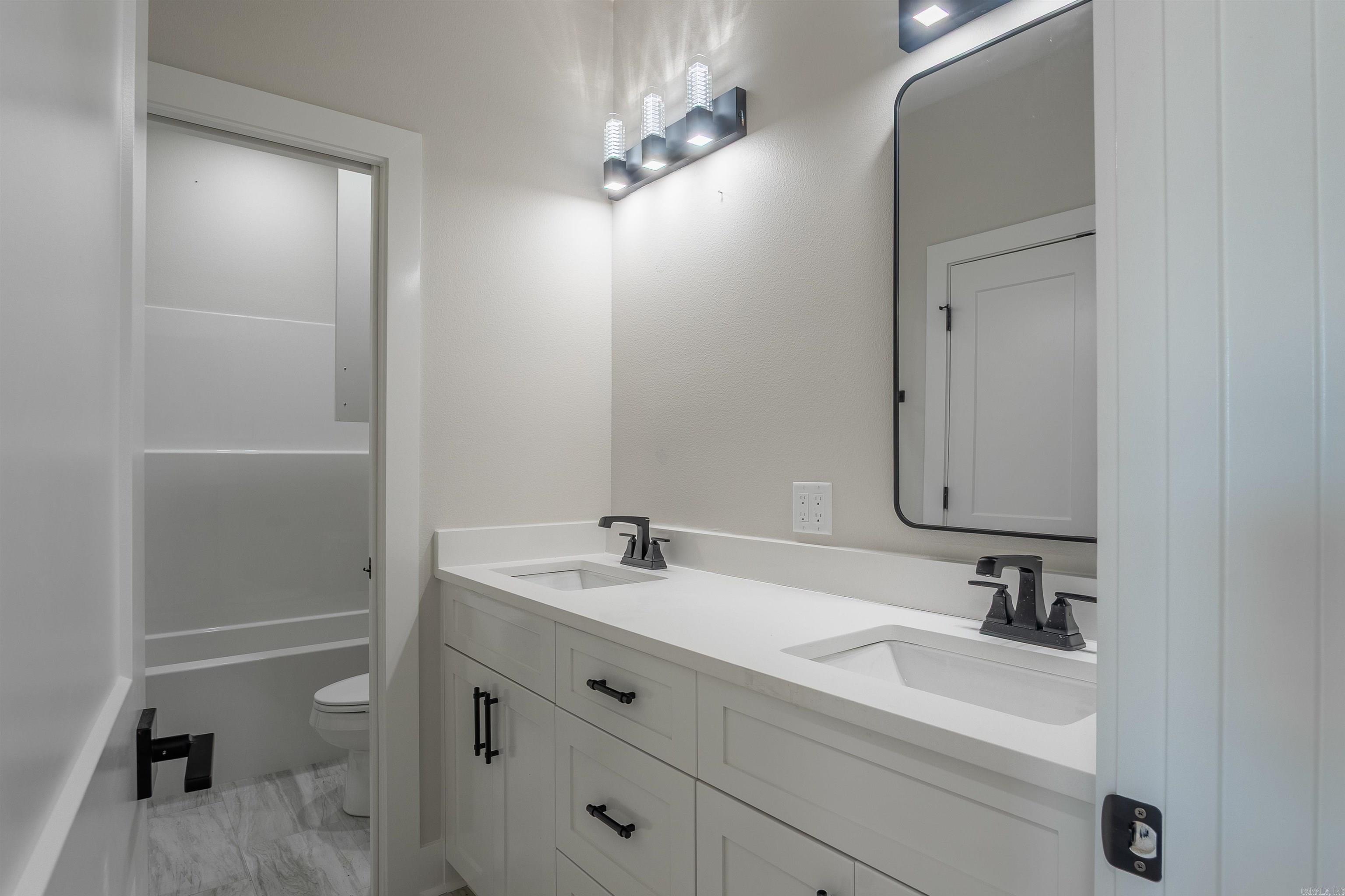 HIDDEN VALLEY ESTATES - Residential