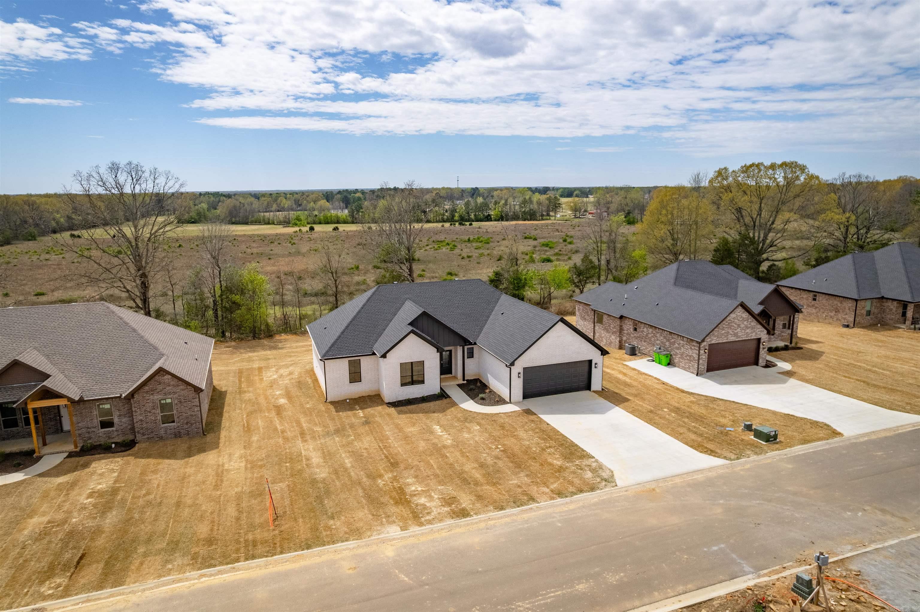 HIDDEN VALLEY ESTATES - Residential