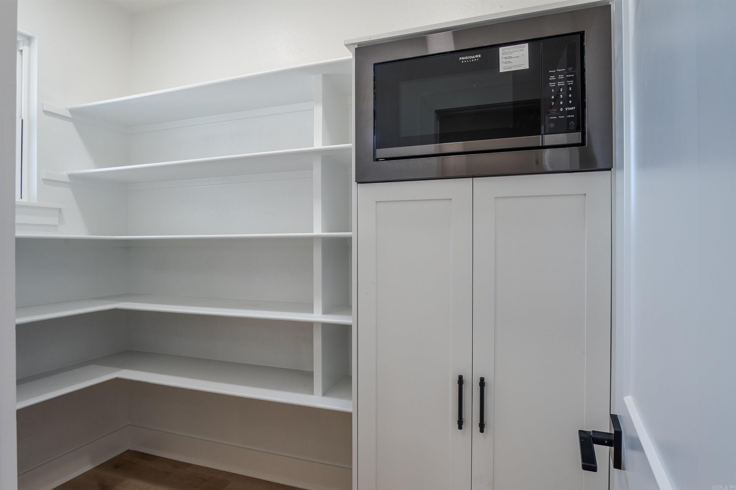 HIDDEN VALLEY ESTATES - Residential