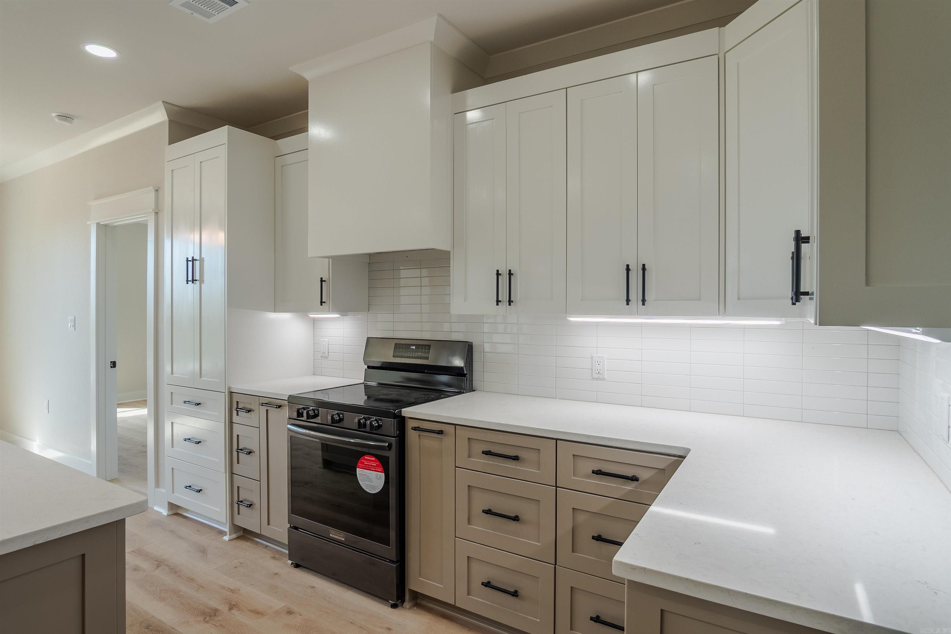 HIDDEN VALLEY ESTATES - Residential