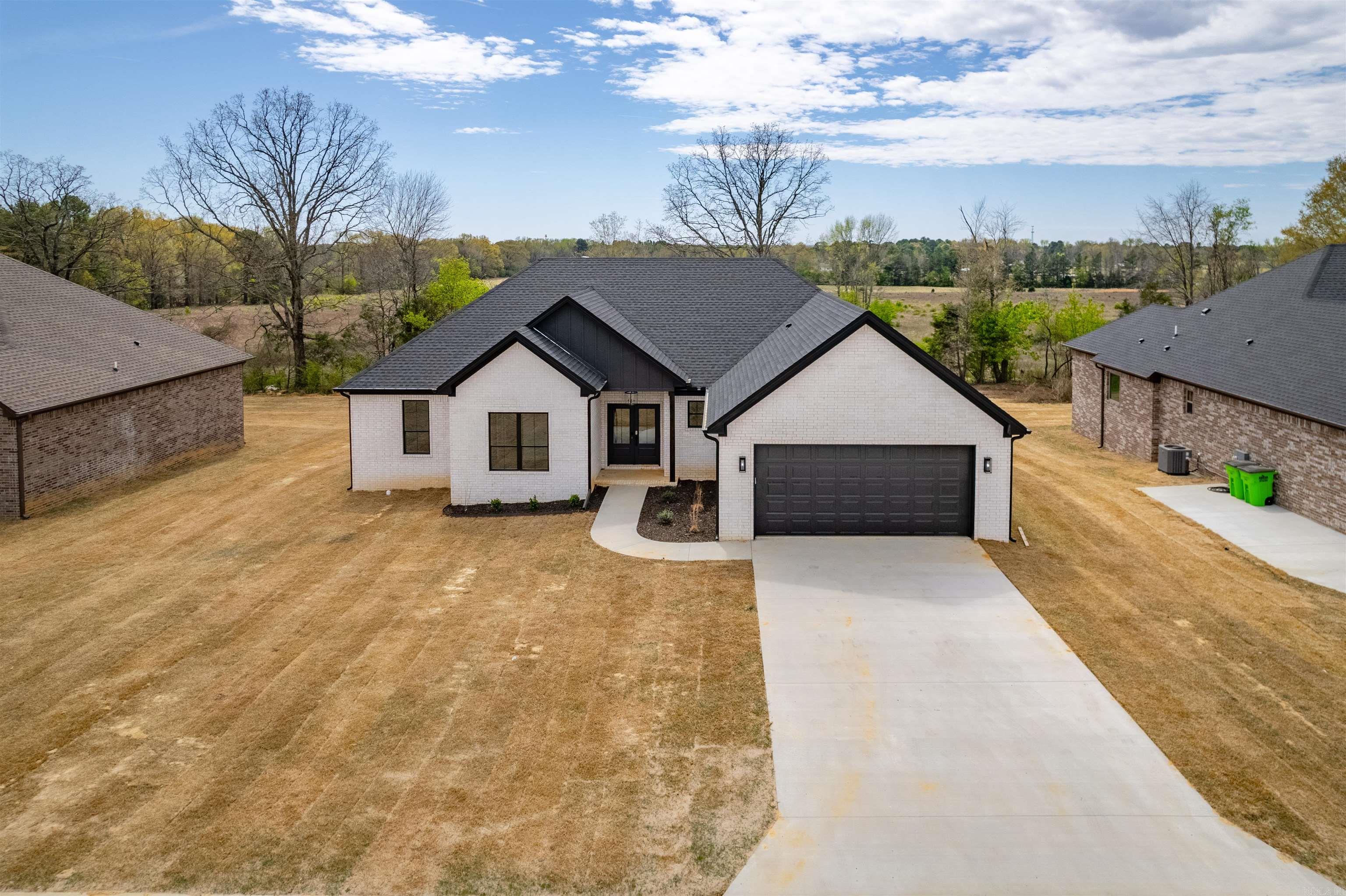 HIDDEN VALLEY ESTATES - Residential