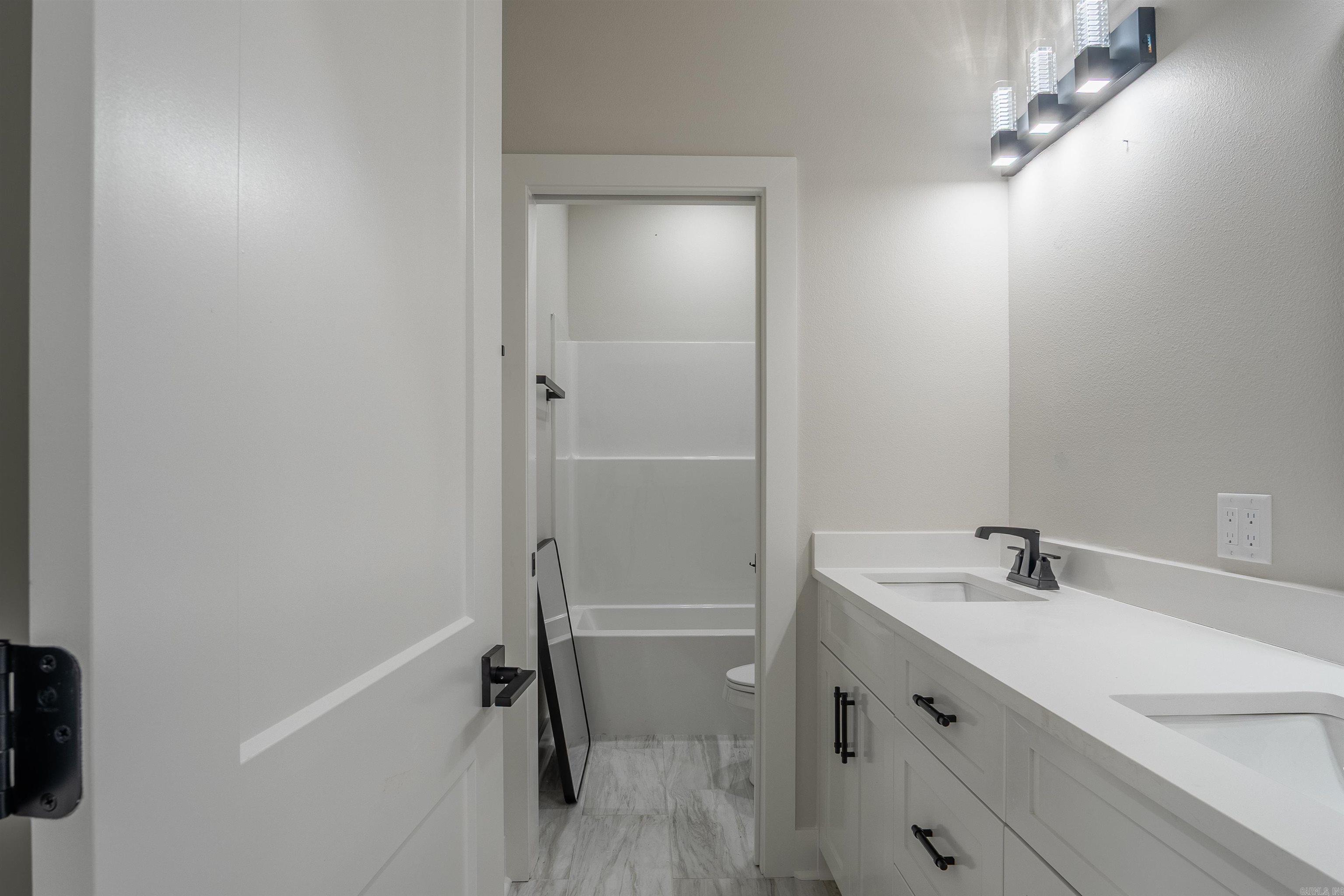 HIDDEN VALLEY ESTATES - Residential