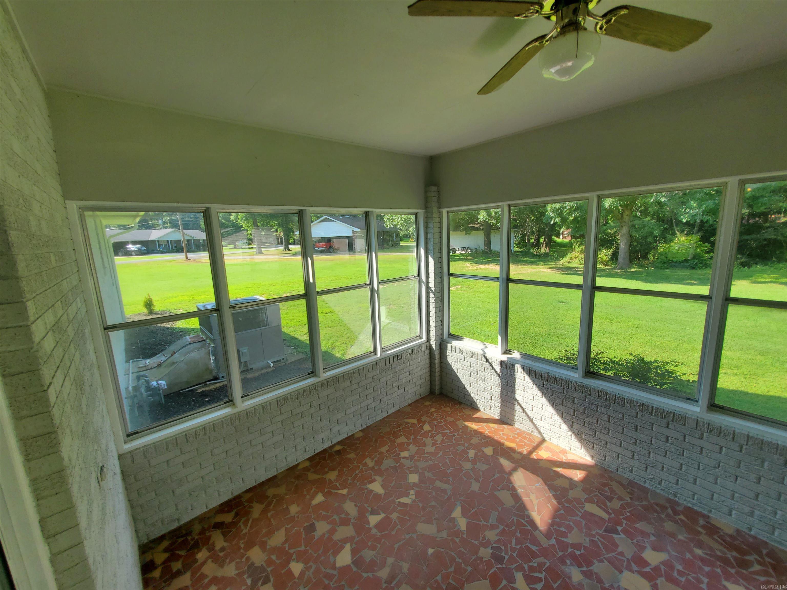 BALLARD HEIGHTS - Residential