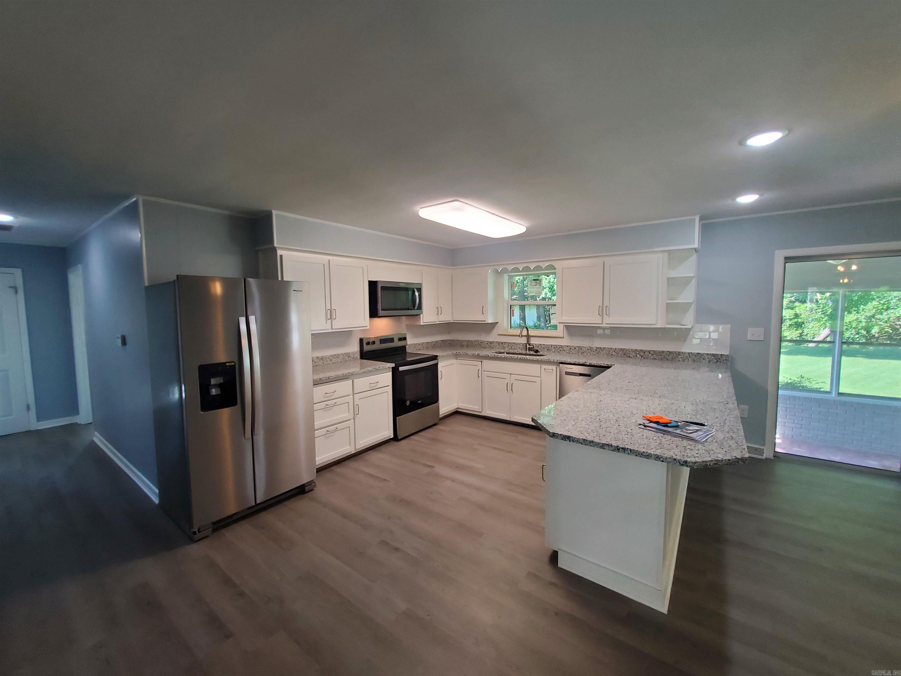 BALLARD HEIGHTS - Residential