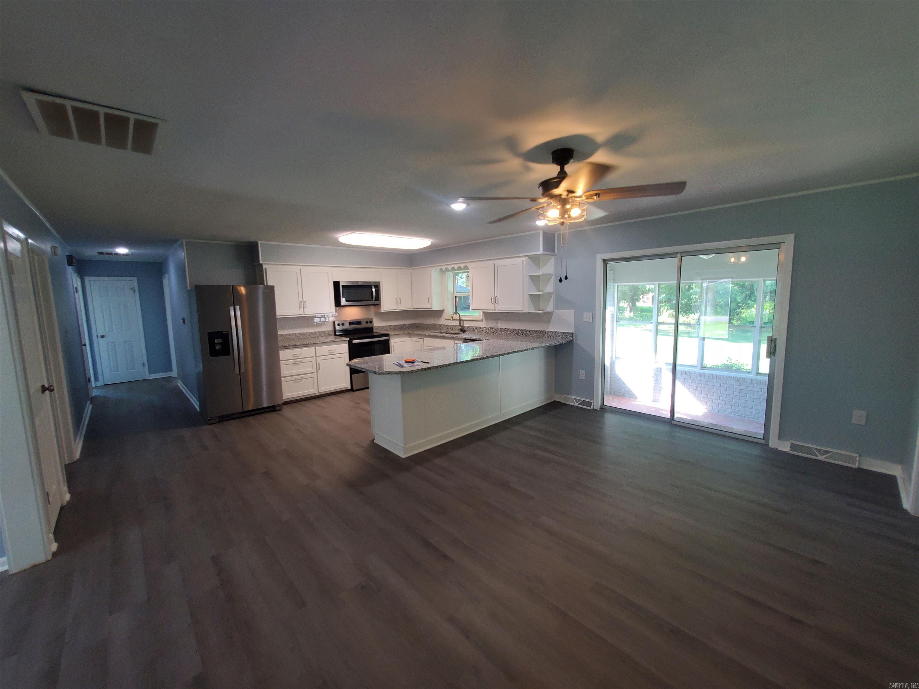 BALLARD HEIGHTS - Residential