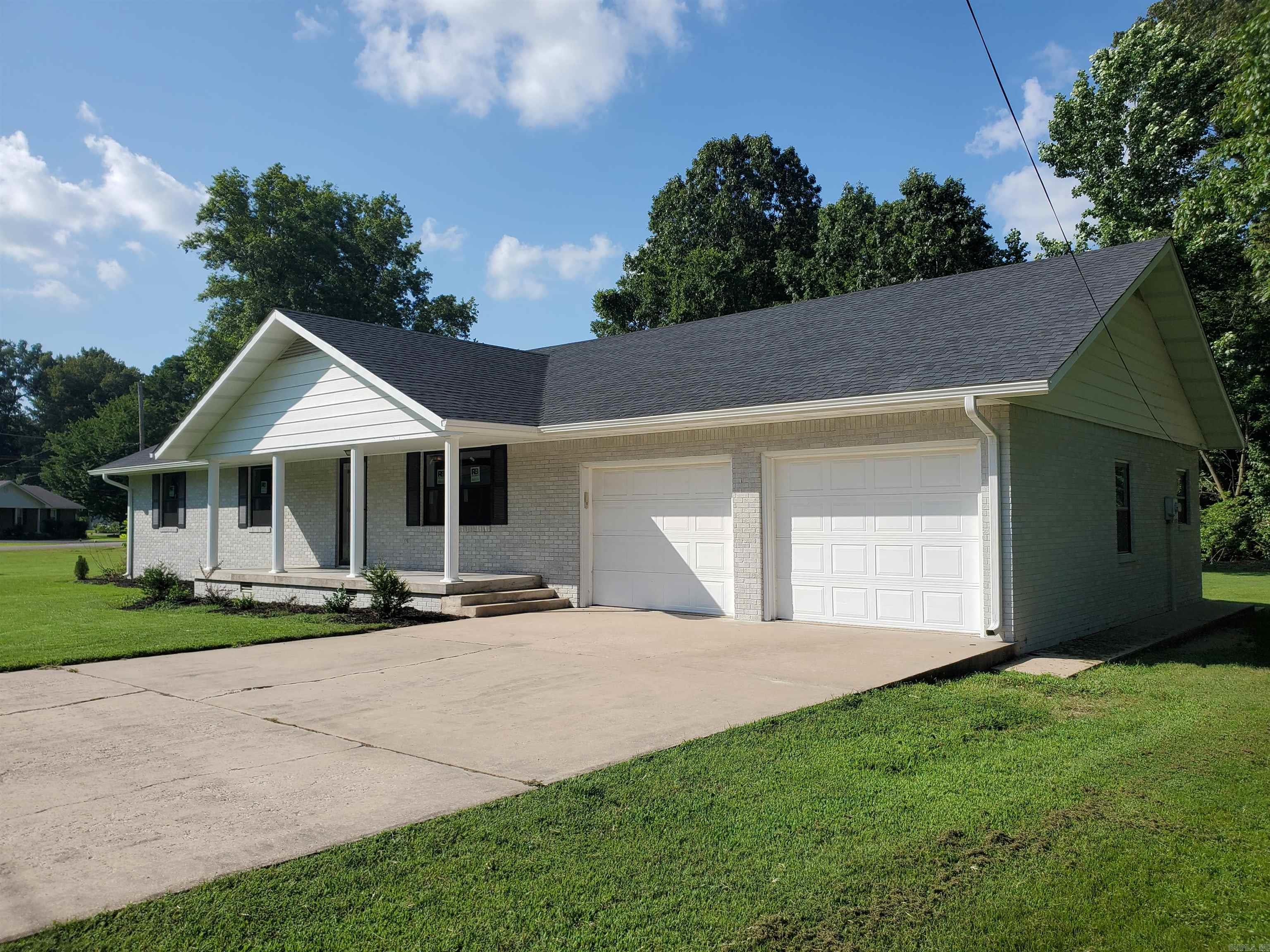 BALLARD HEIGHTS - Residential