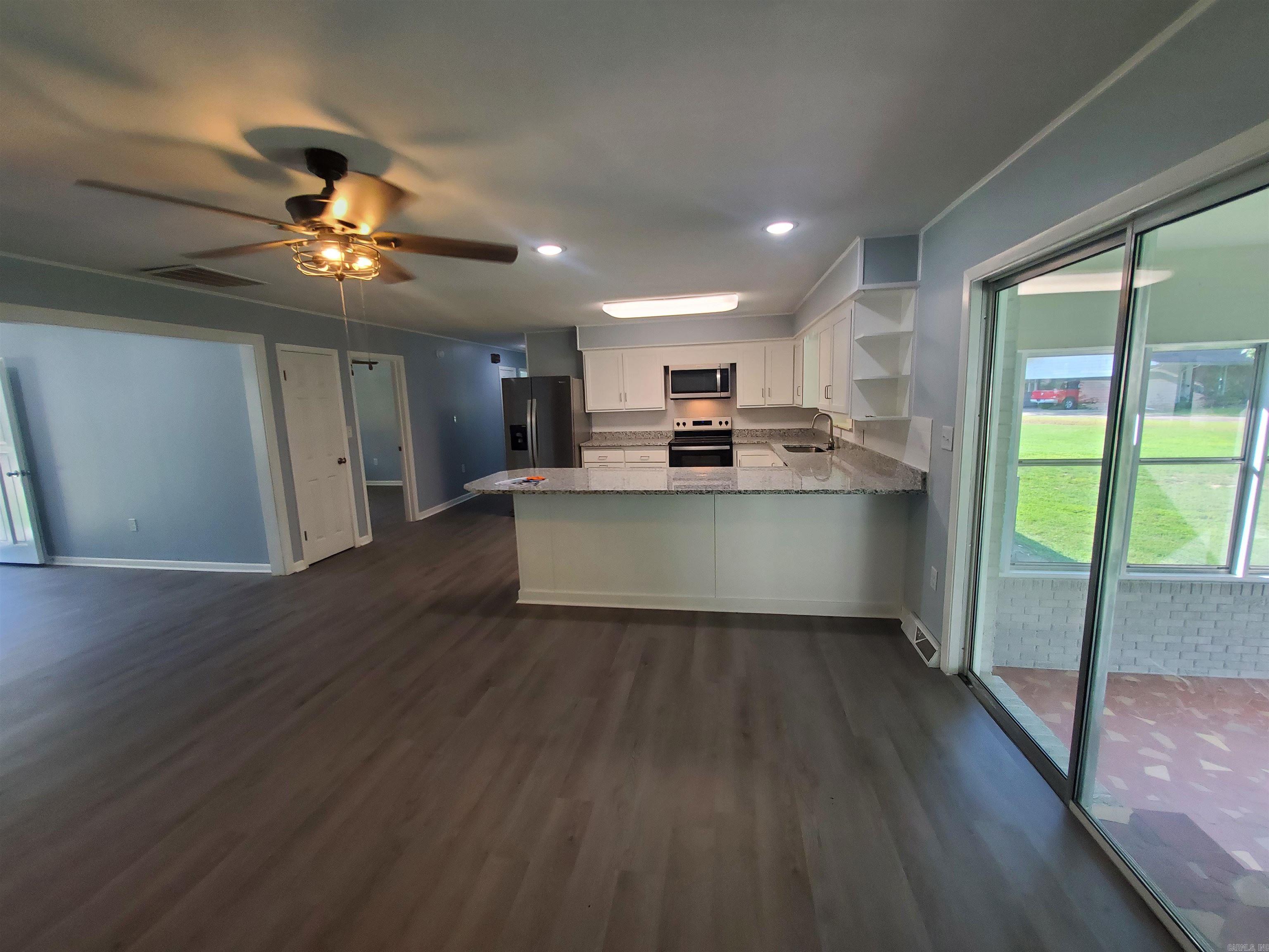 BALLARD HEIGHTS - Residential