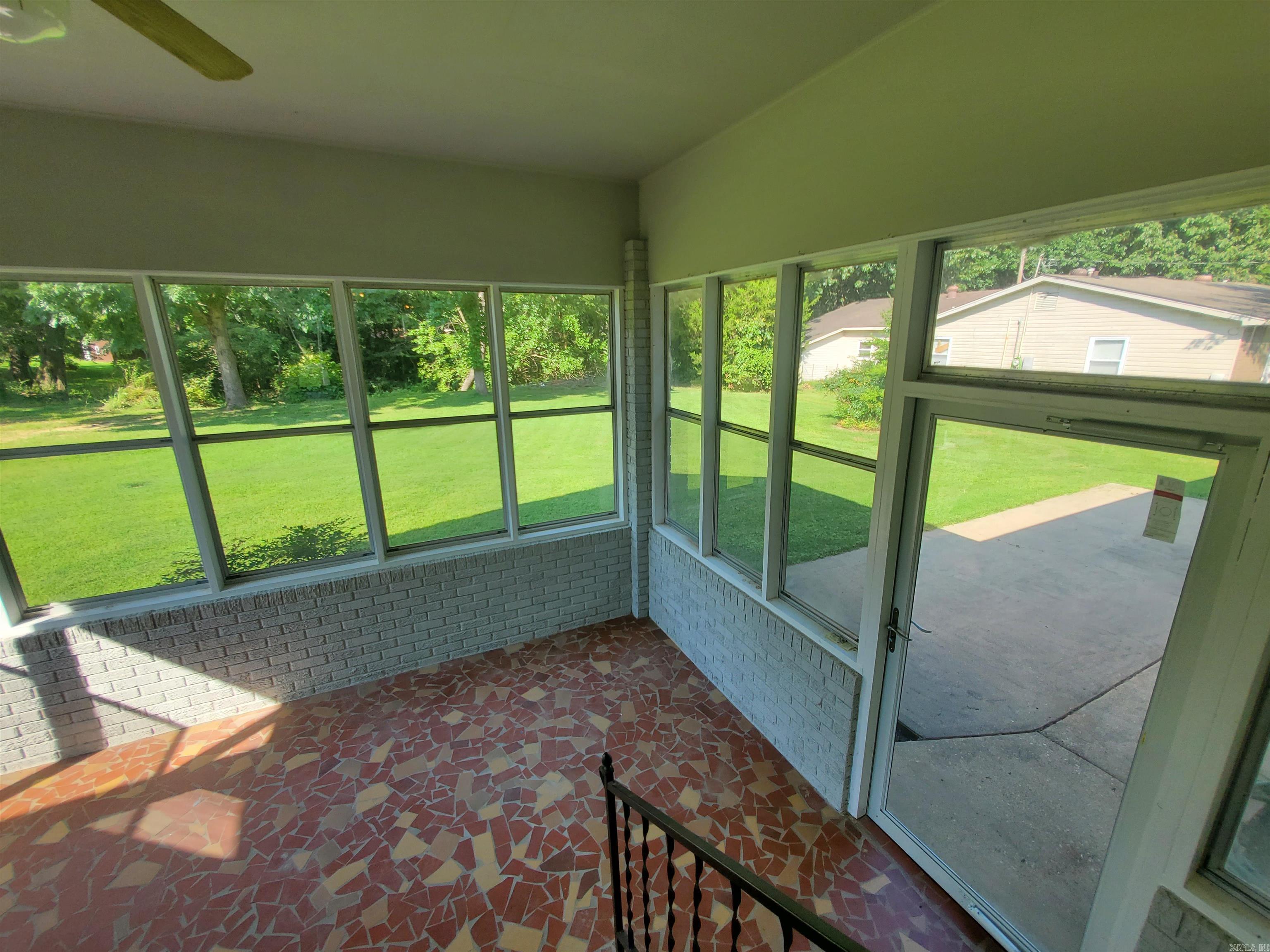 BALLARD HEIGHTS - Residential