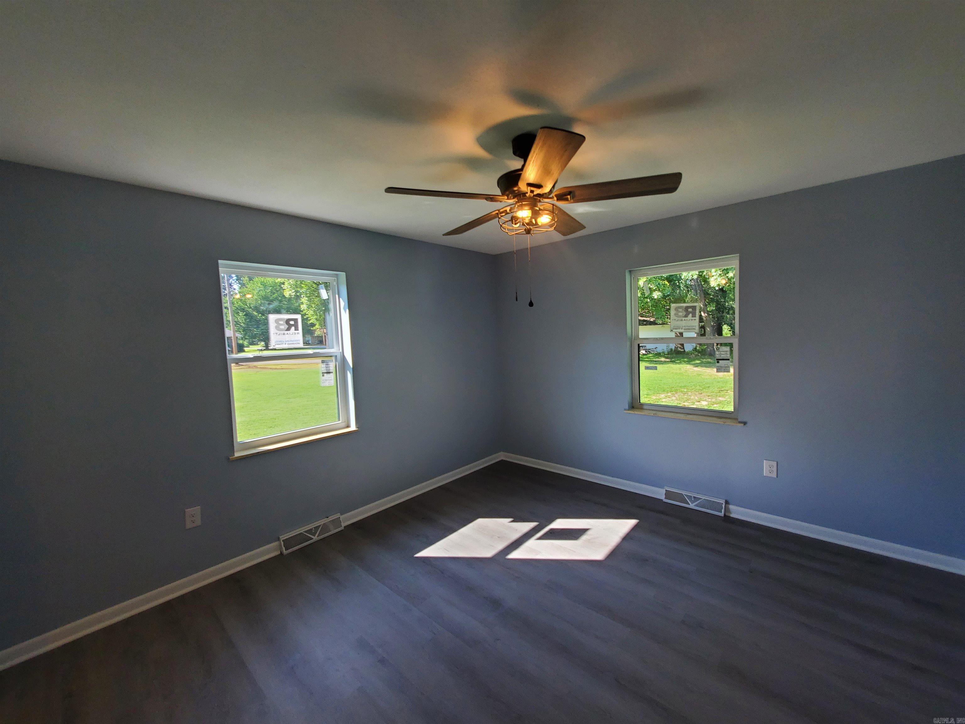 BALLARD HEIGHTS - Residential
