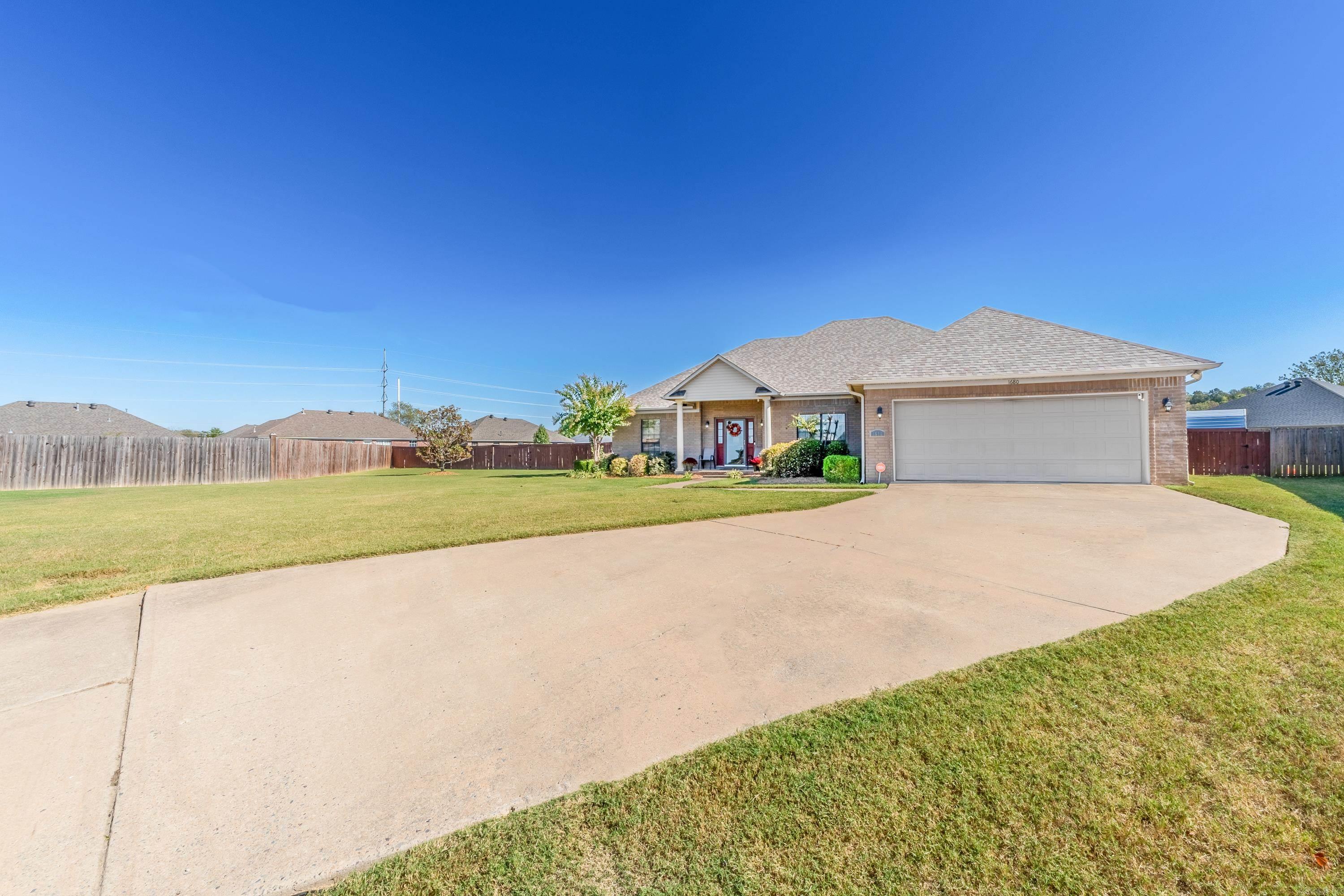 SPRING VALLEY - Residential