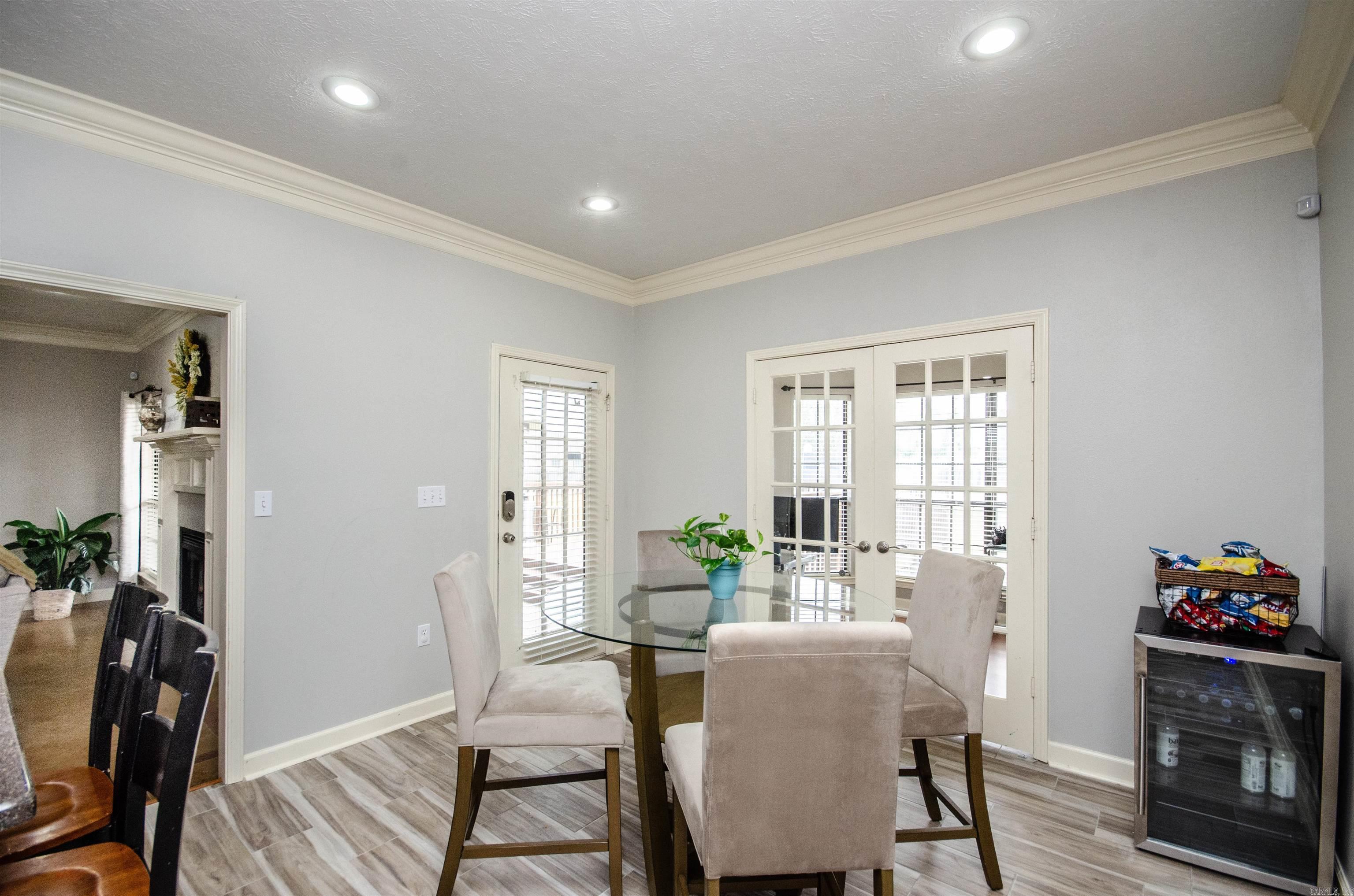 SPRING VALLEY - Residential