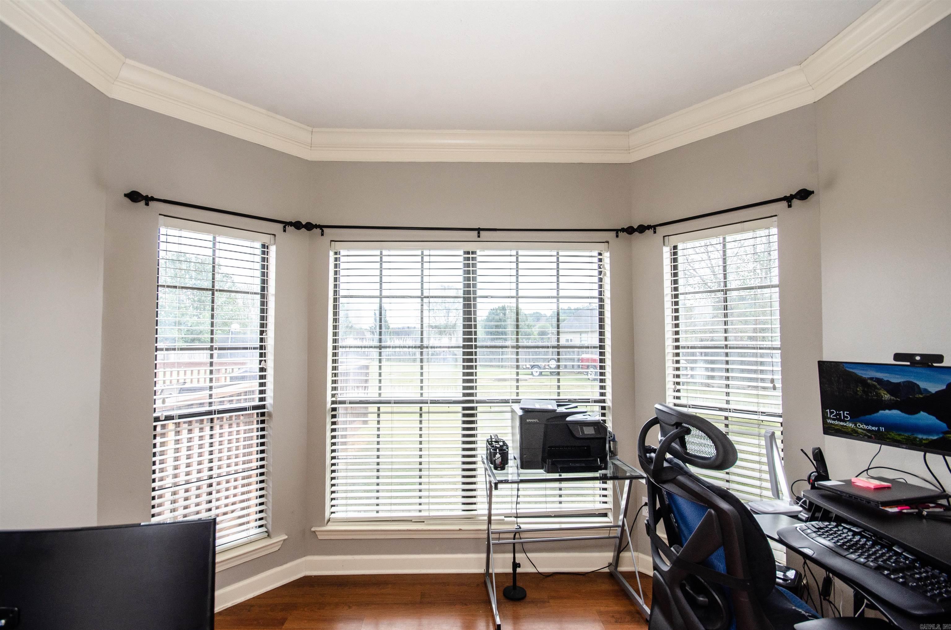 SPRING VALLEY - Residential