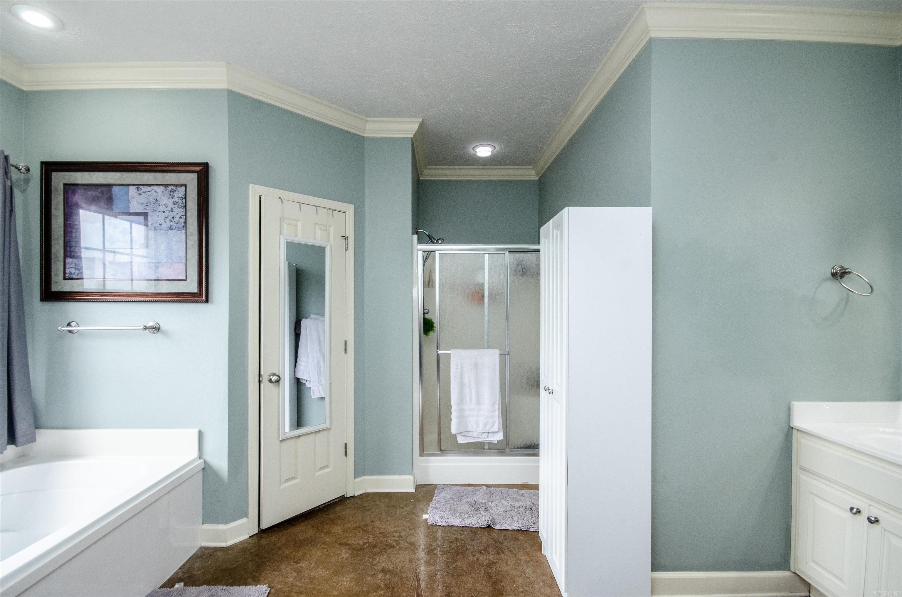 SPRING VALLEY - Residential