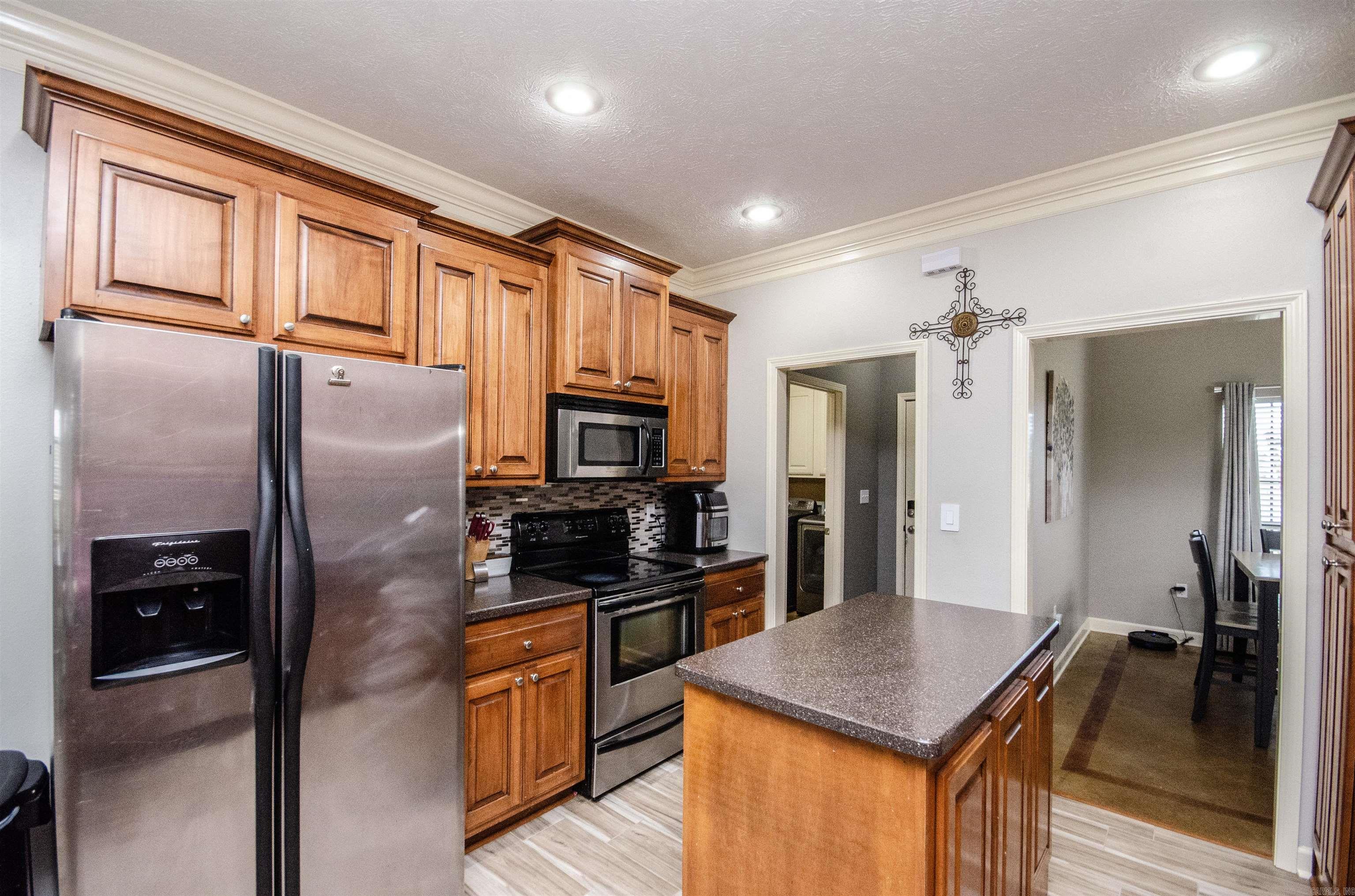 SPRING VALLEY - Residential