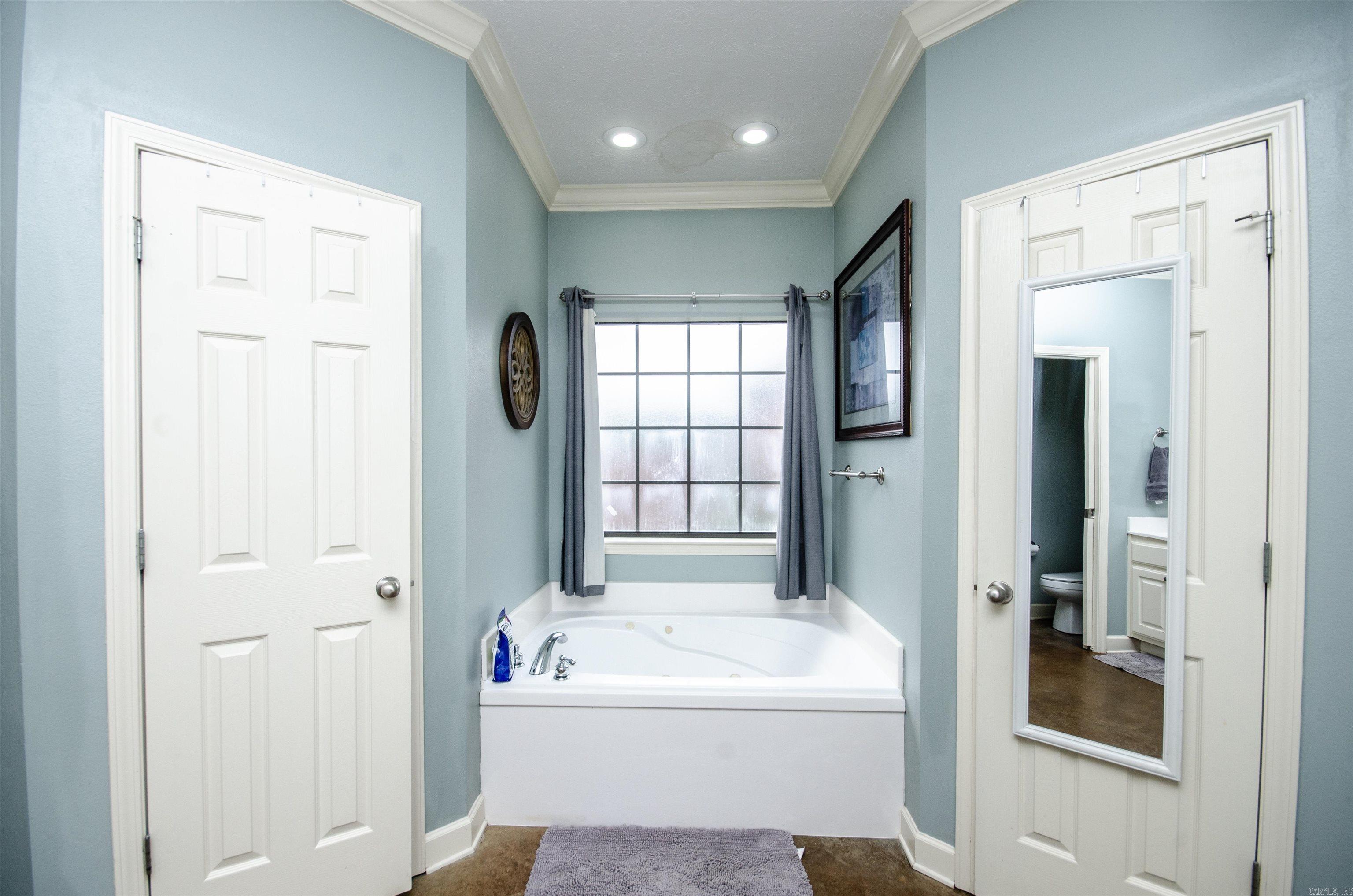 SPRING VALLEY - Residential