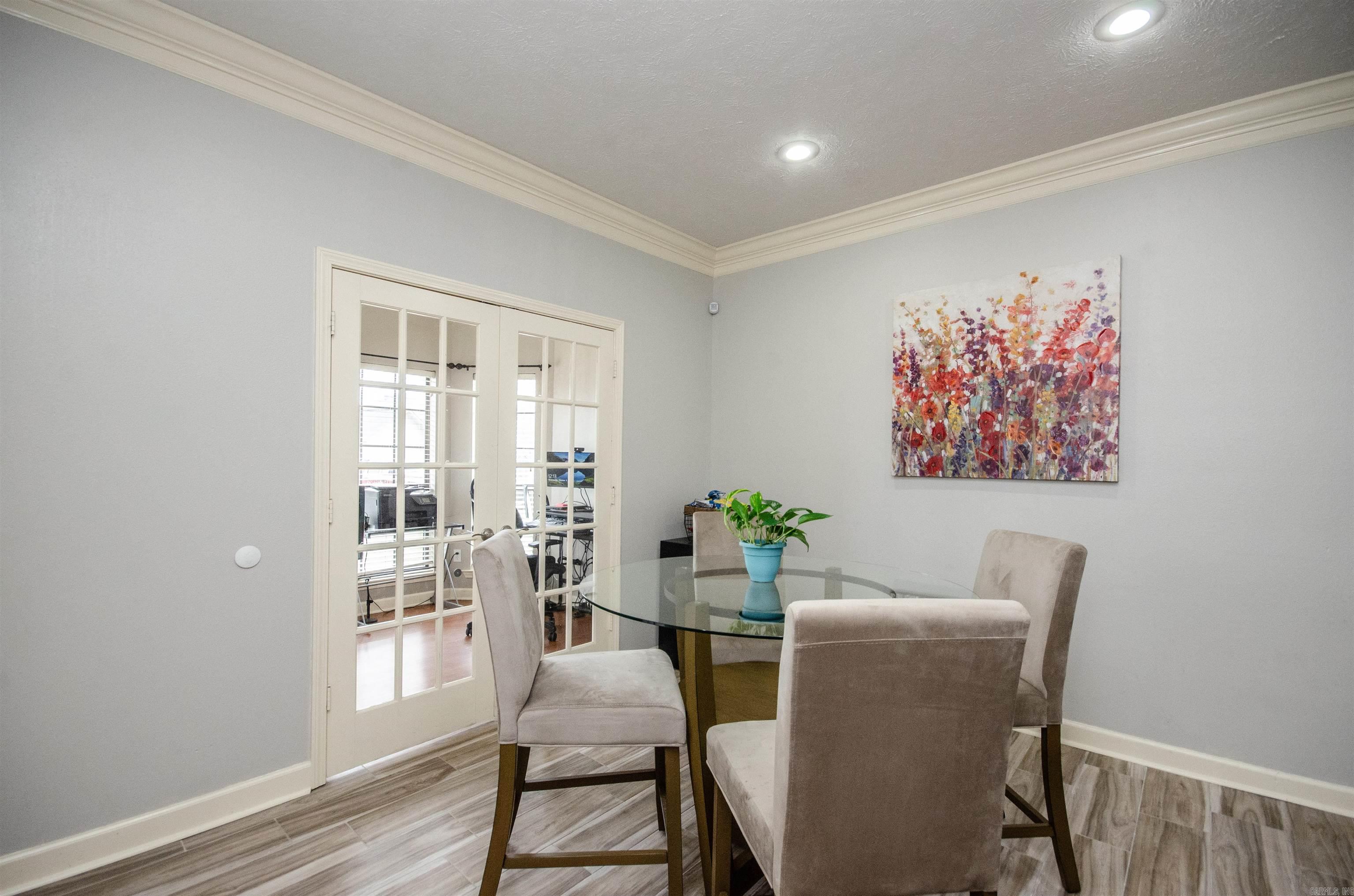 SPRING VALLEY - Residential