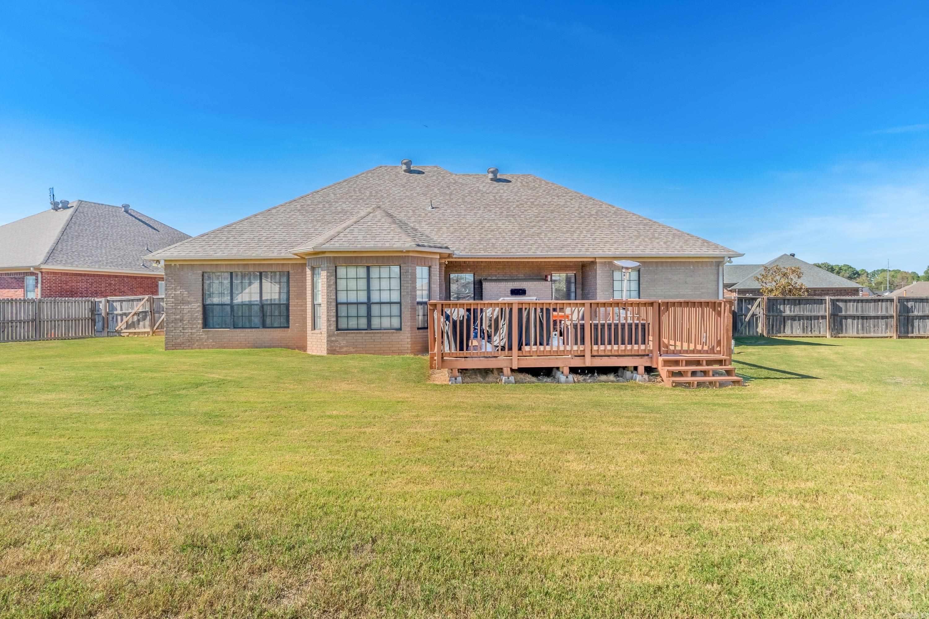 SPRING VALLEY - Residential