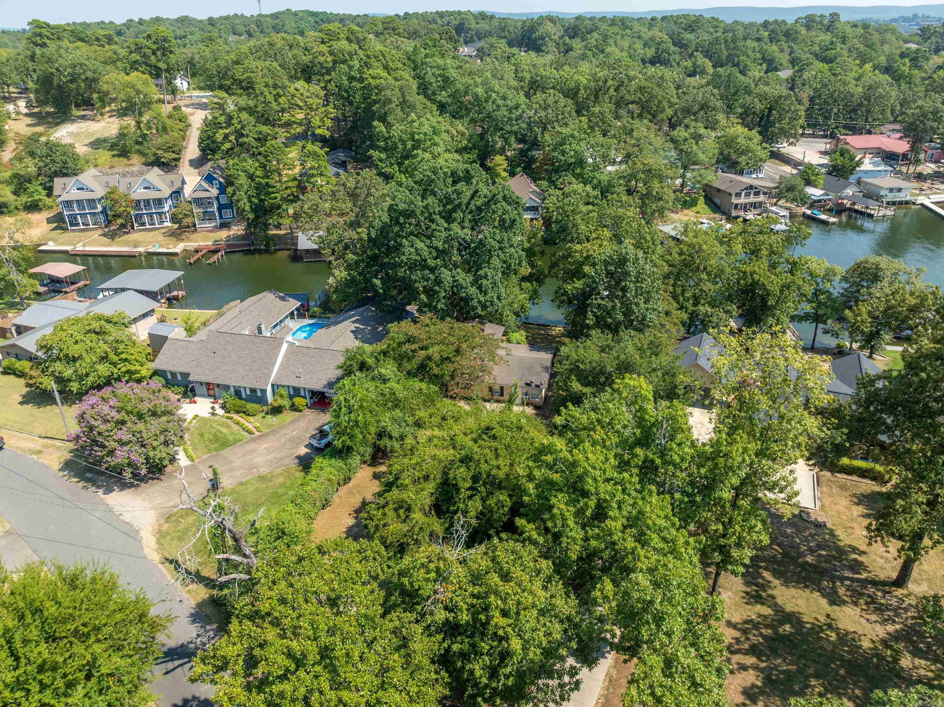 TWIN POINTS - Residential