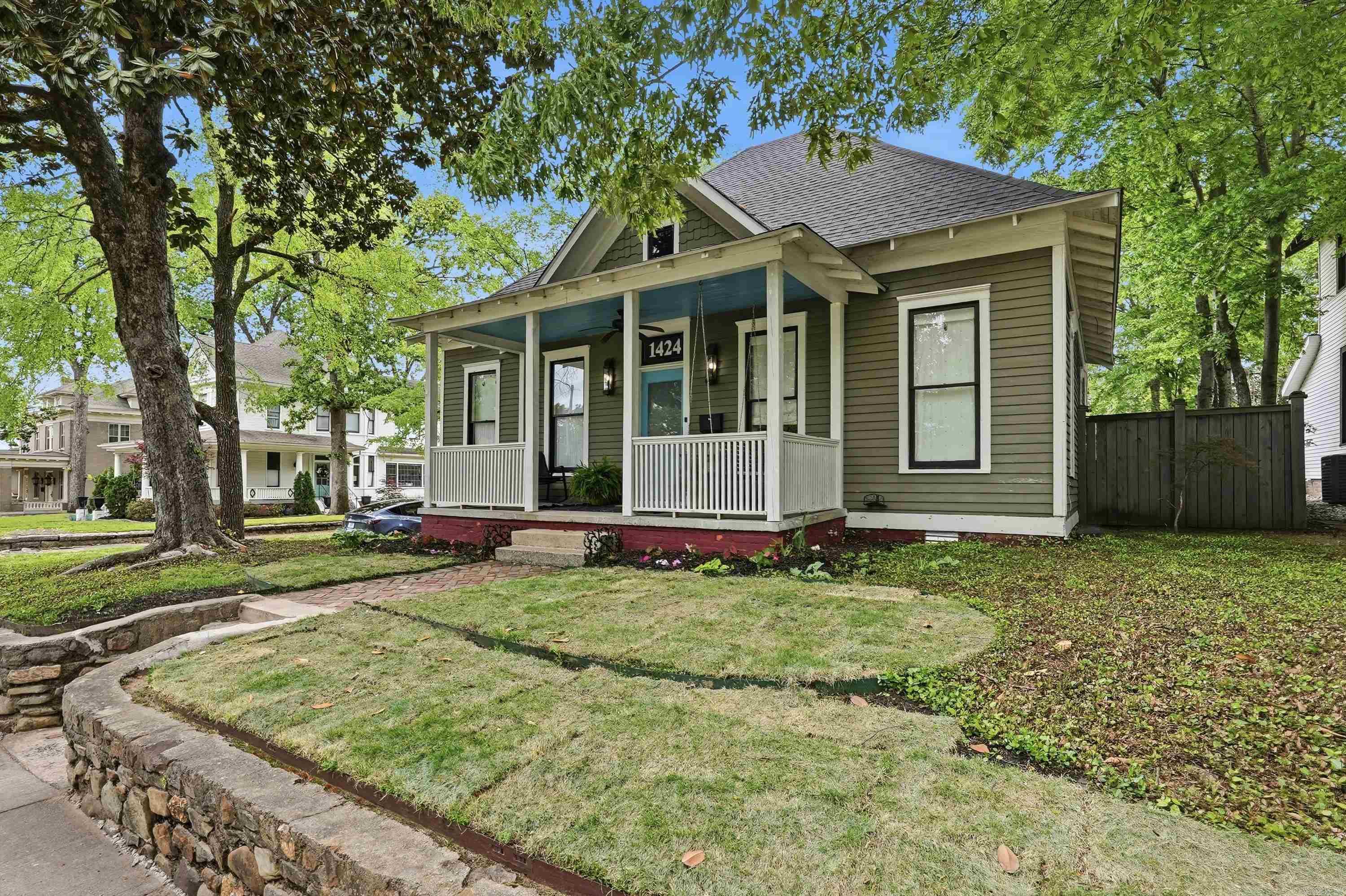 CENTENNIAL - Residential