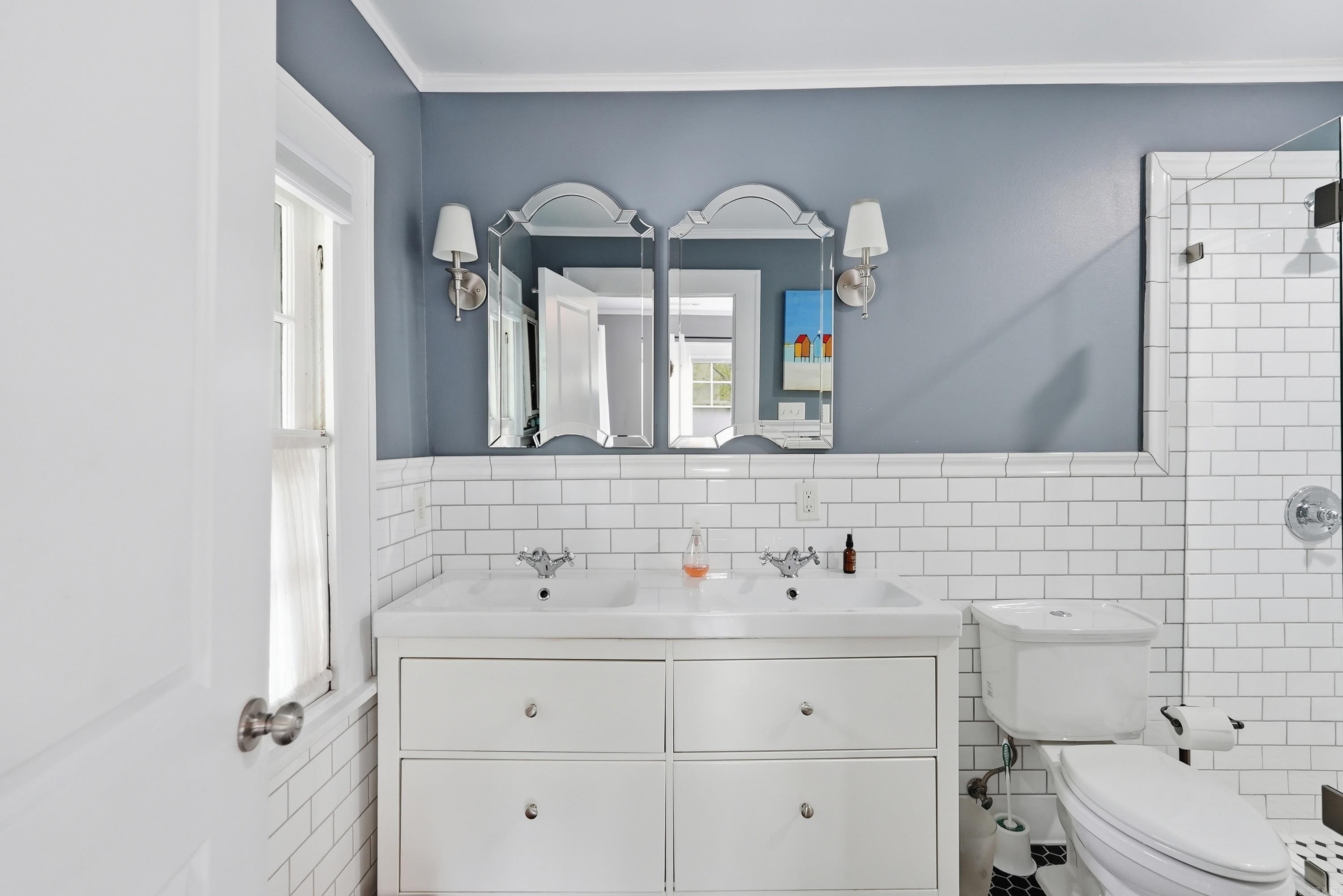 CENTENNIAL - Residential