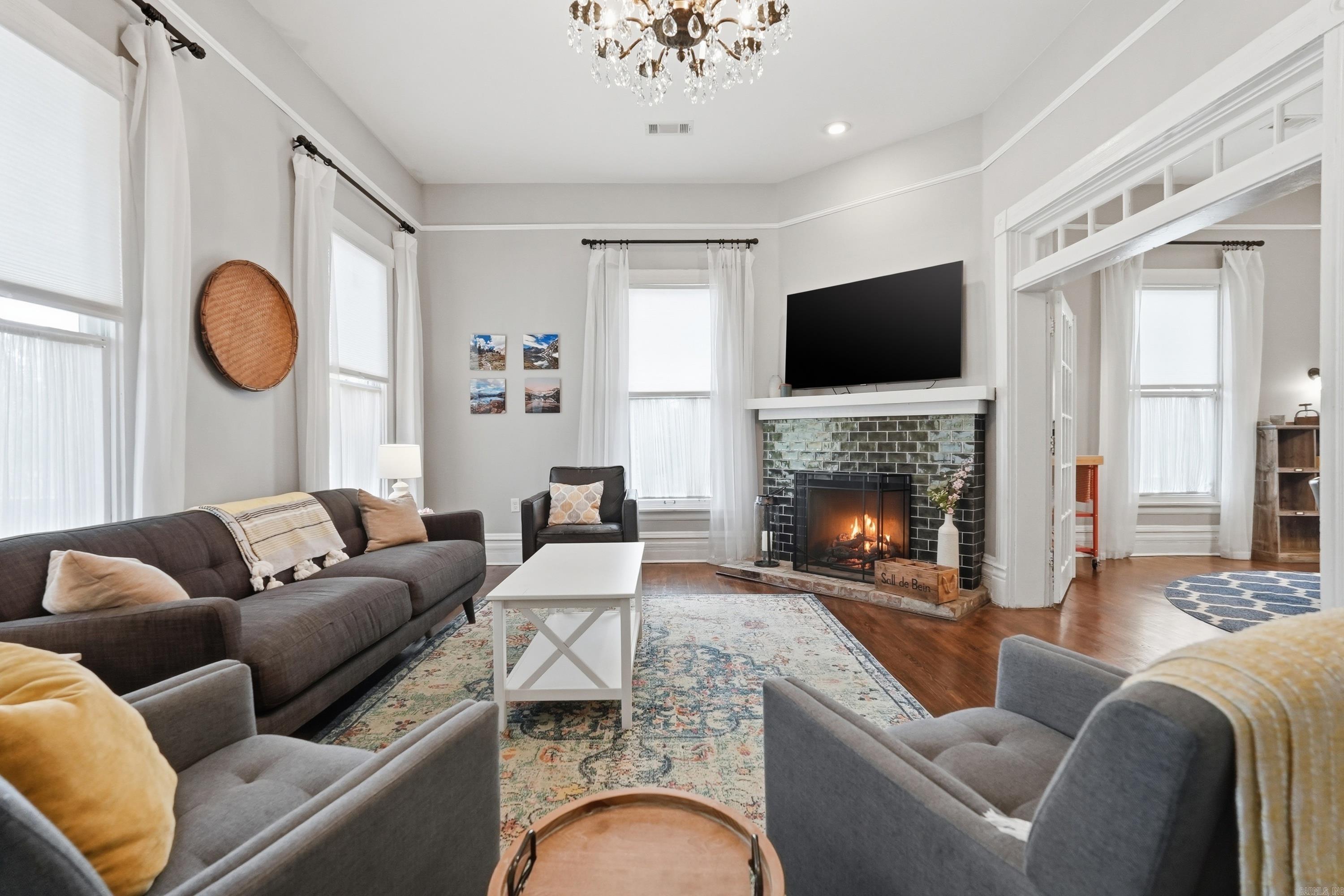 CENTENNIAL - Residential