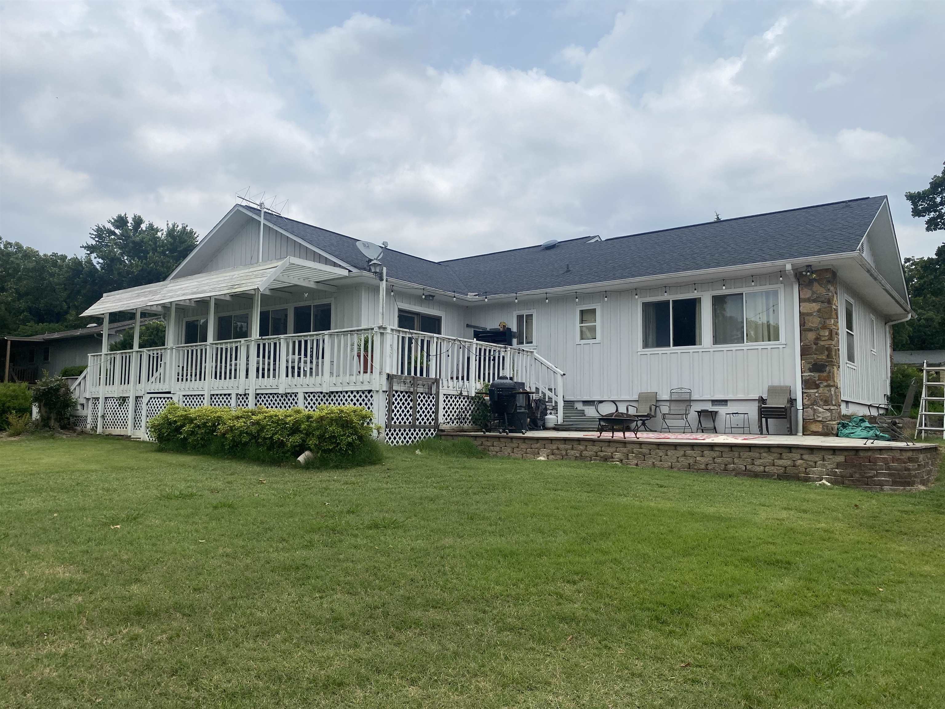 NORTH SHORE - Residential
