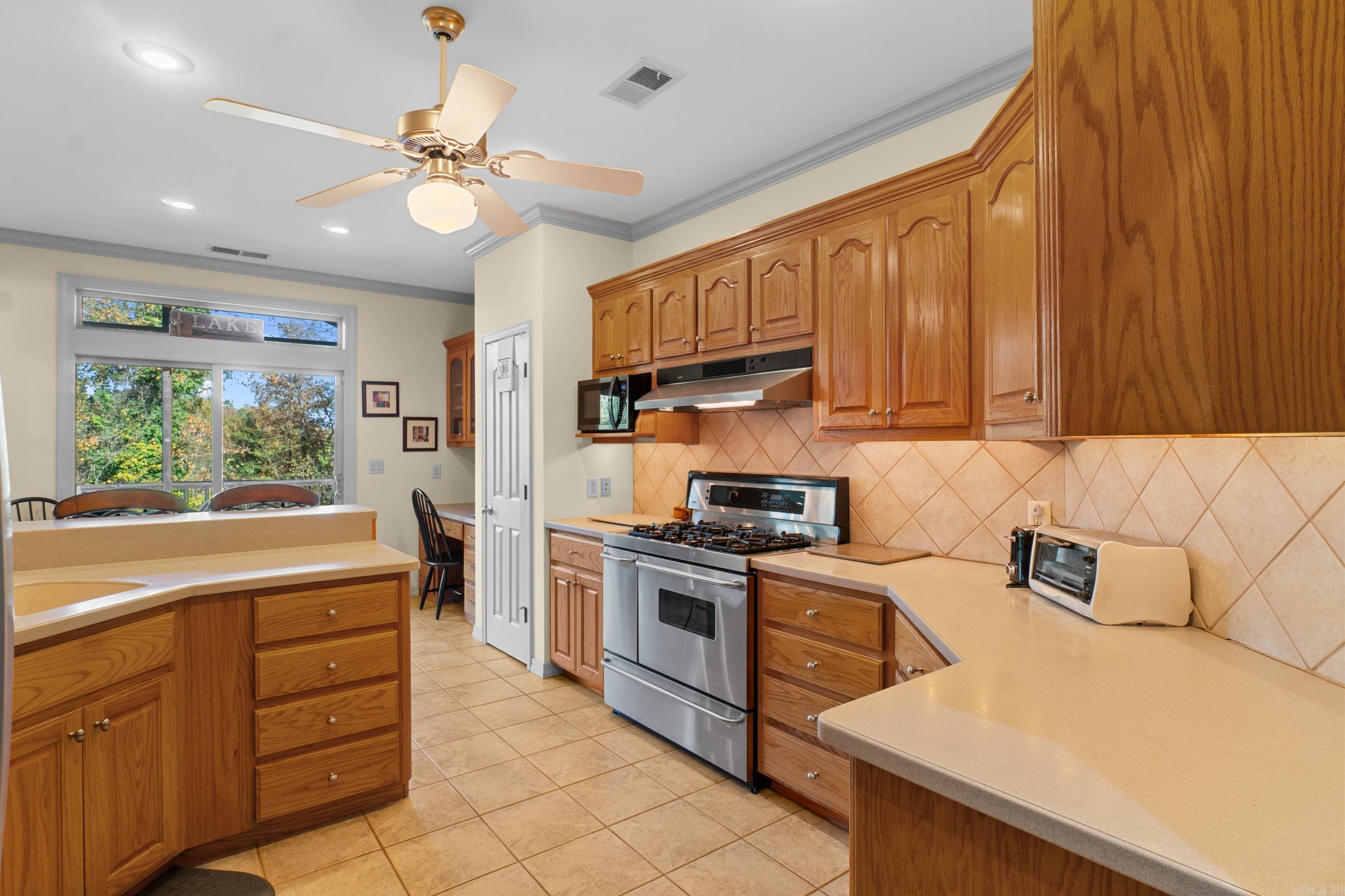 SUE ANN ACRES - Residential