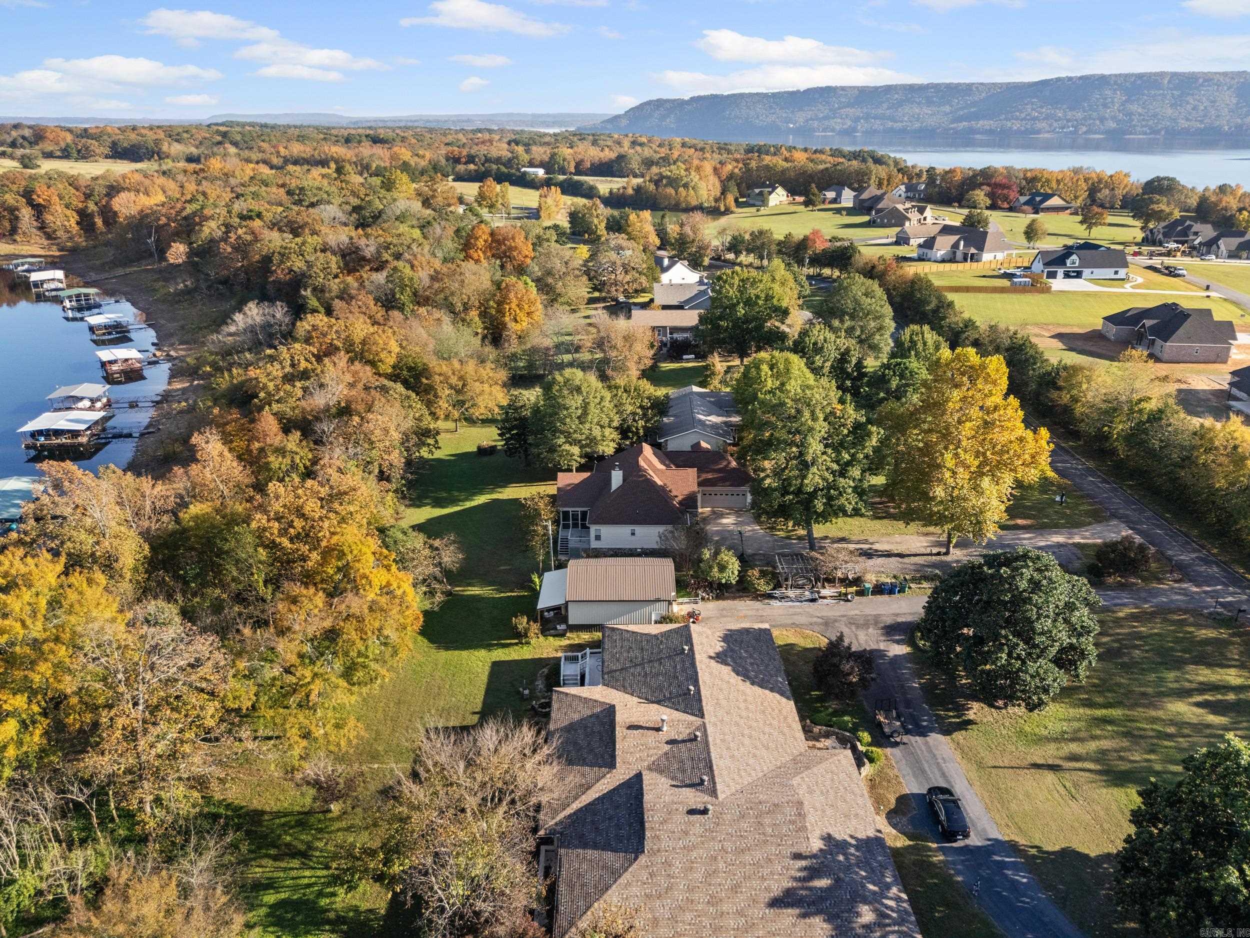 SUE ANN ACRES - Residential