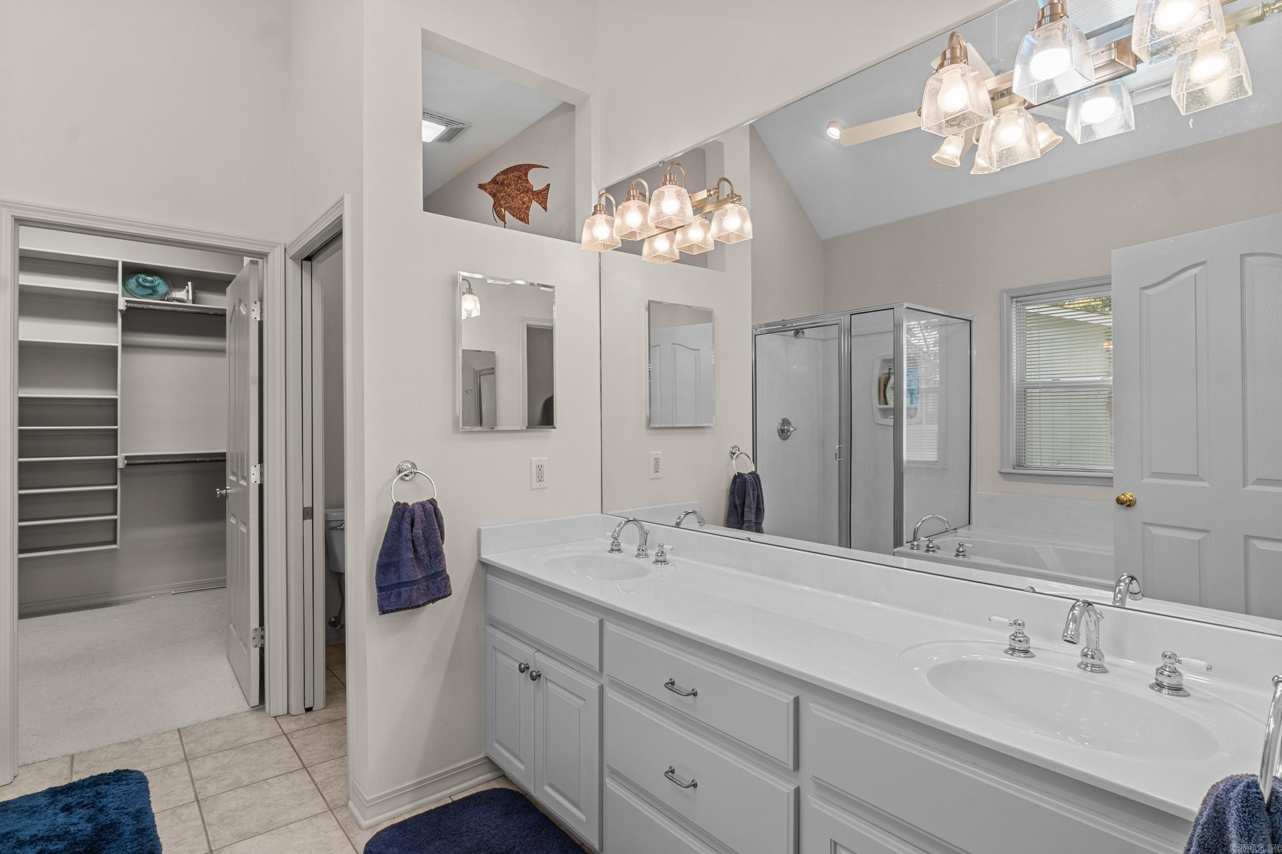 SUE ANN ACRES - Residential