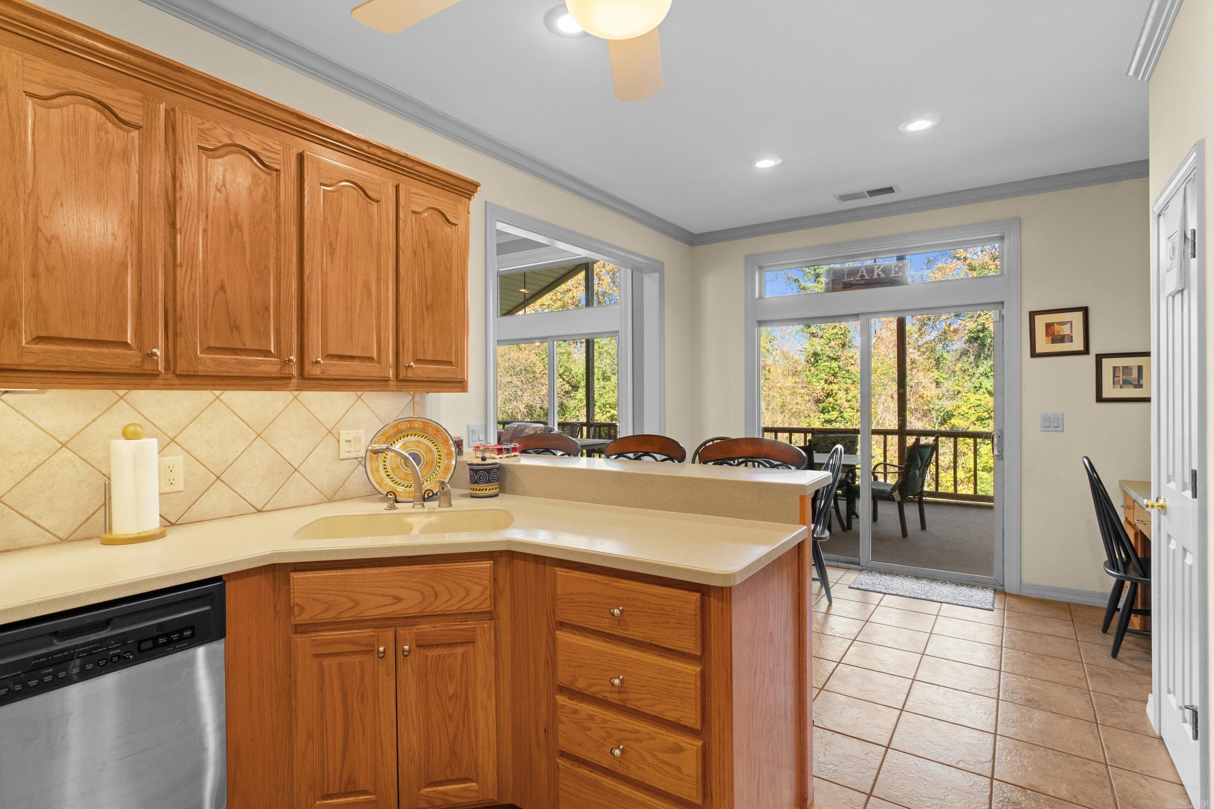 SUE ANN ACRES - Residential