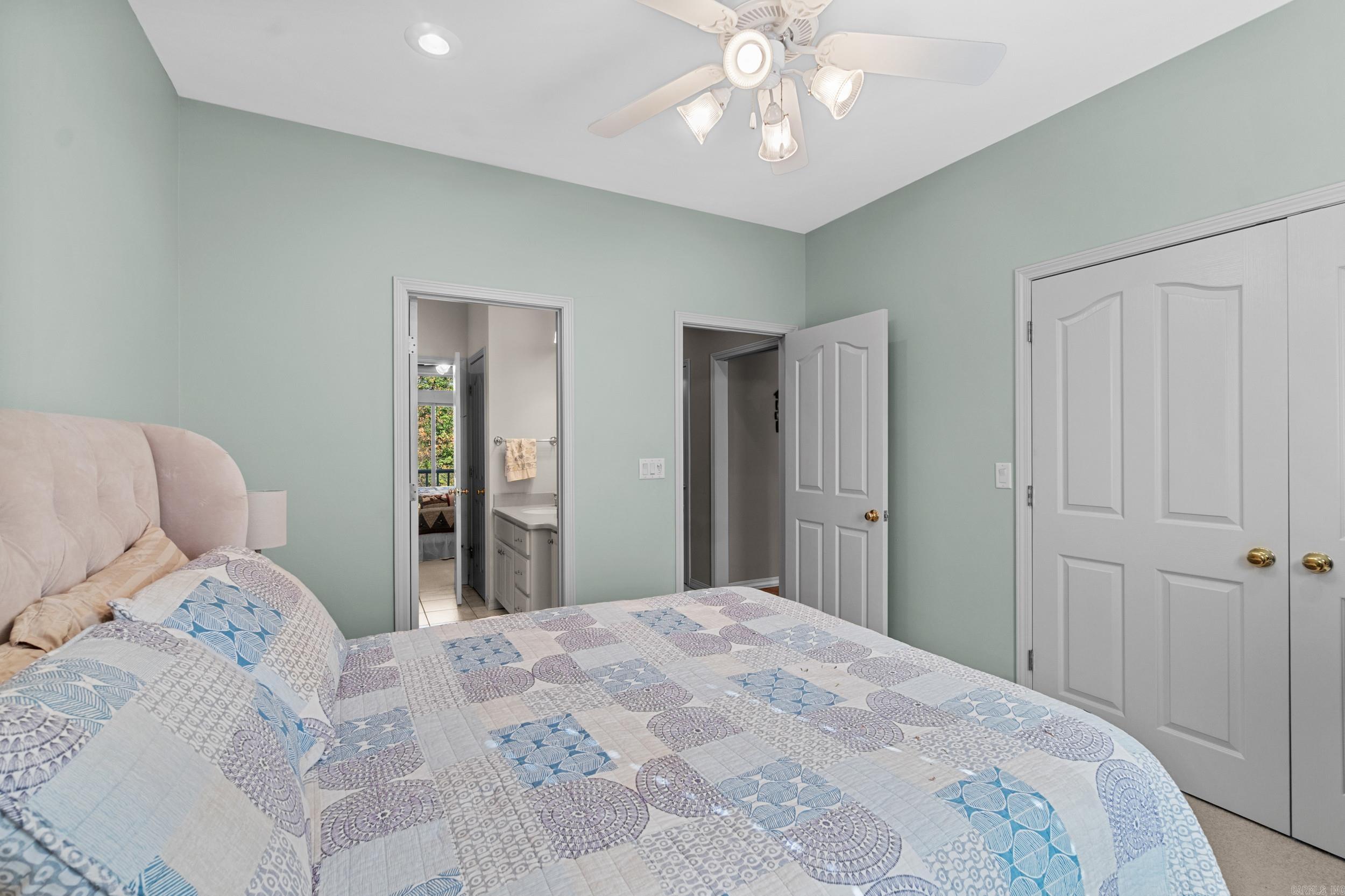 SUE ANN ACRES - Residential