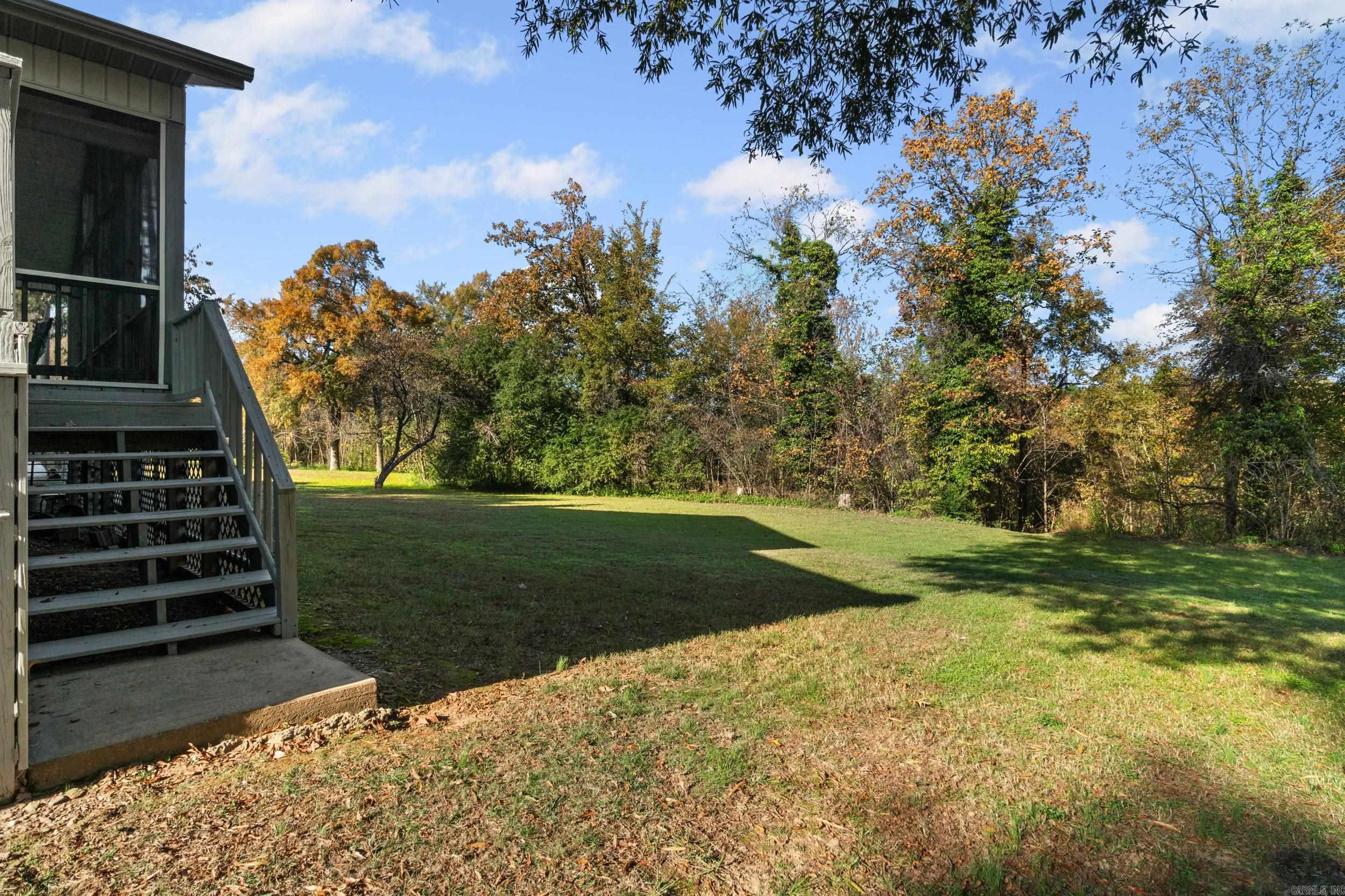 SUE ANN ACRES - Residential