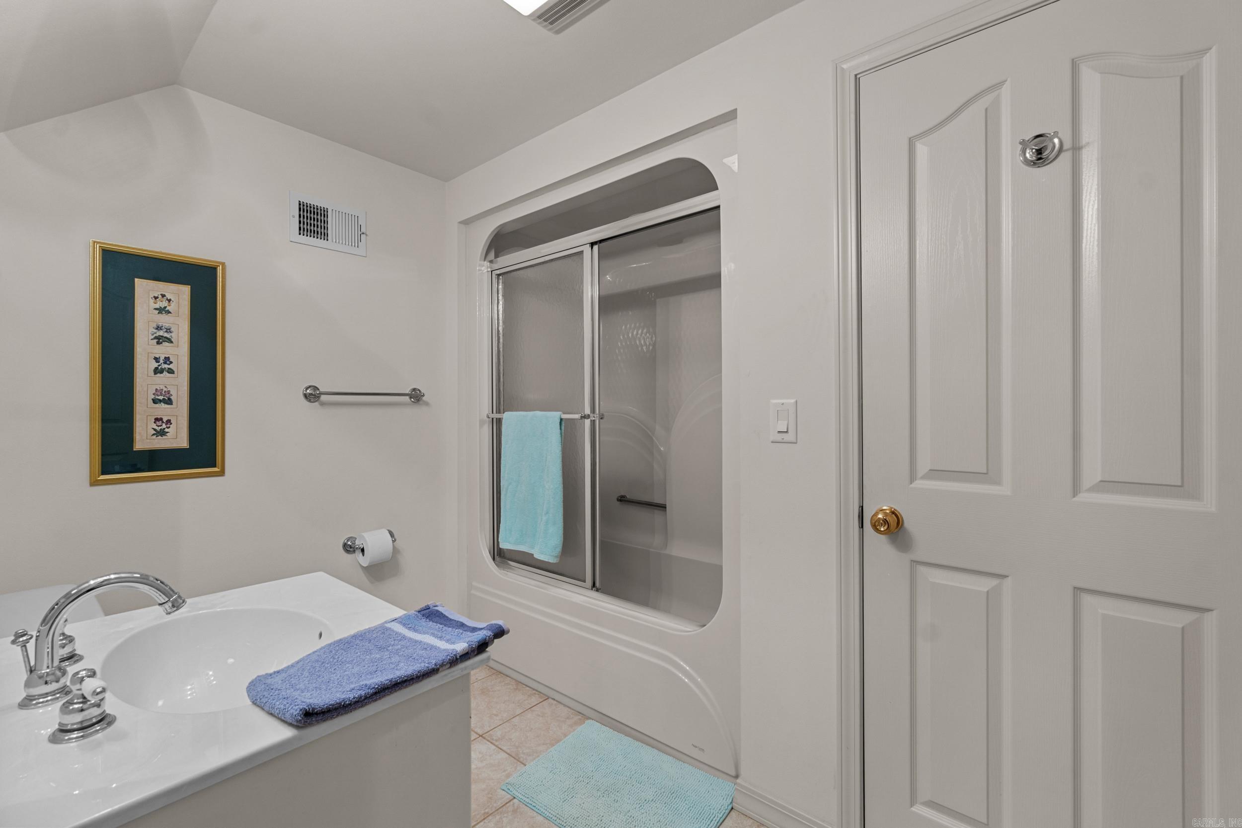 SUE ANN ACRES - Residential