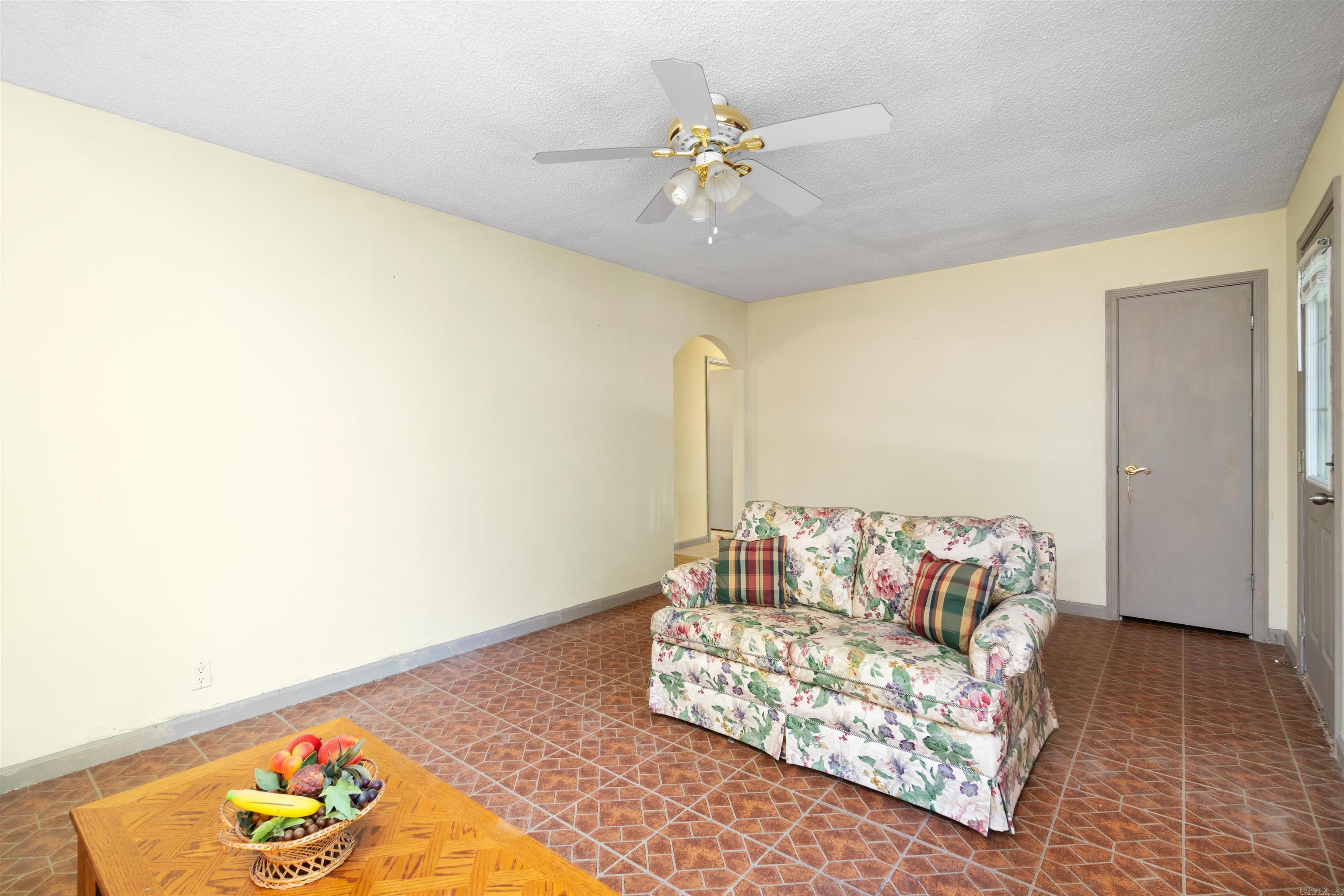 Gerona - Residential