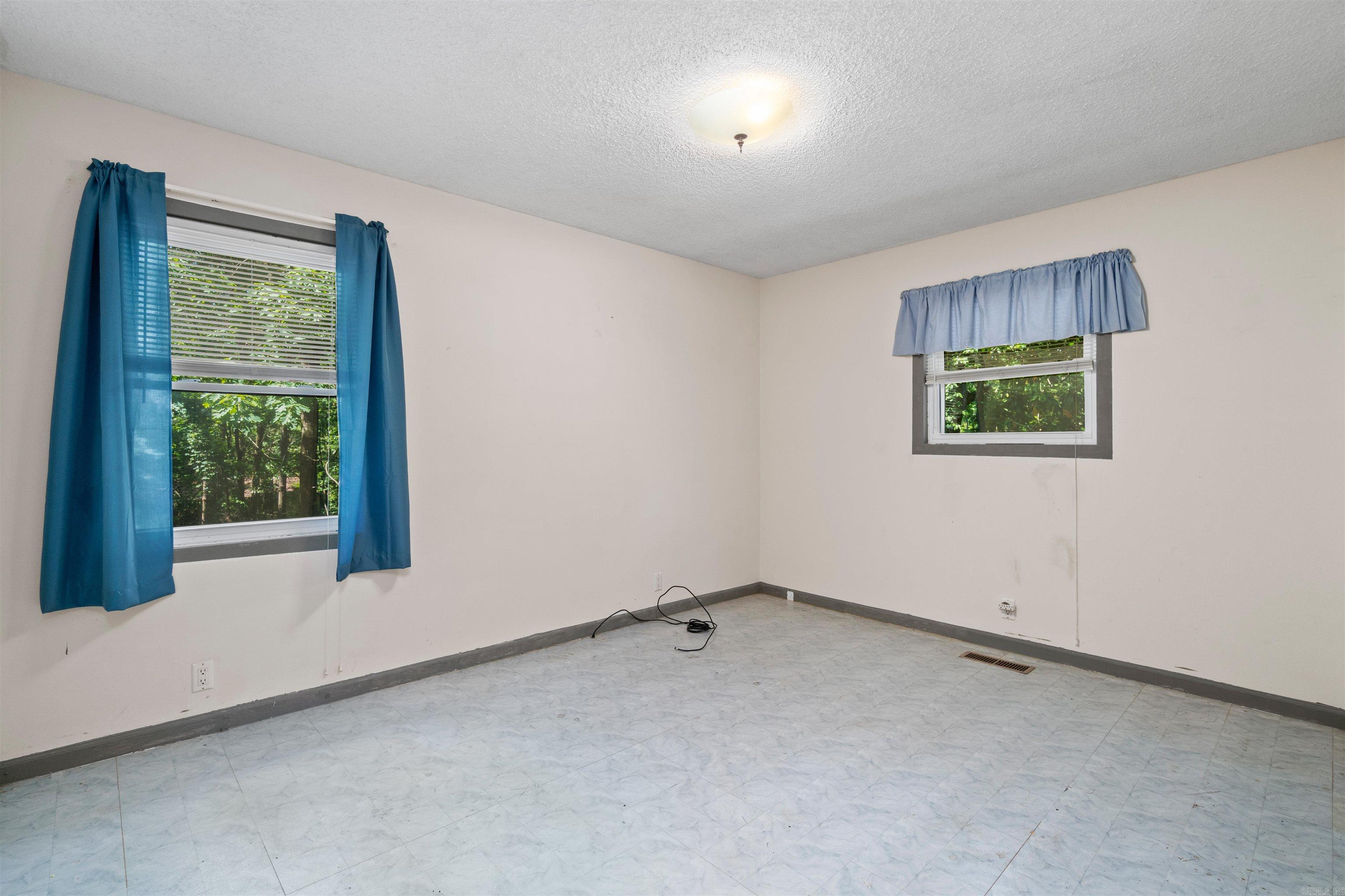 Gerona - Residential