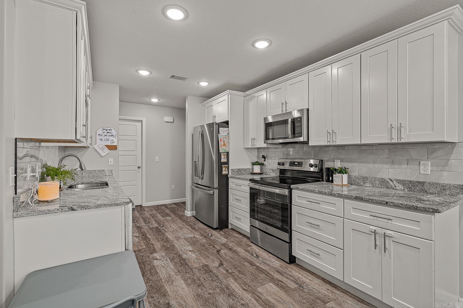 Donlee Ridge - Residential