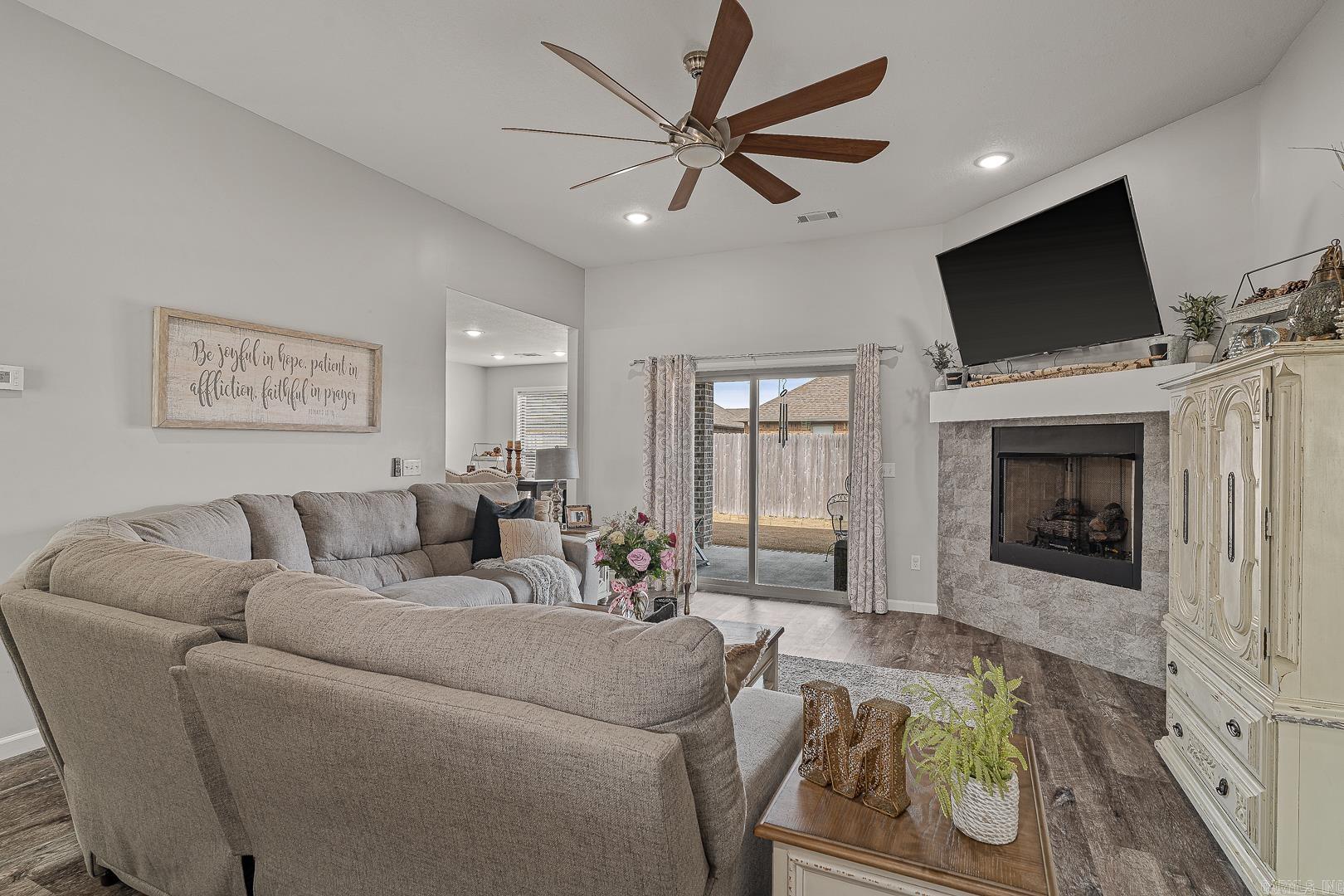 Donlee Ridge - Residential