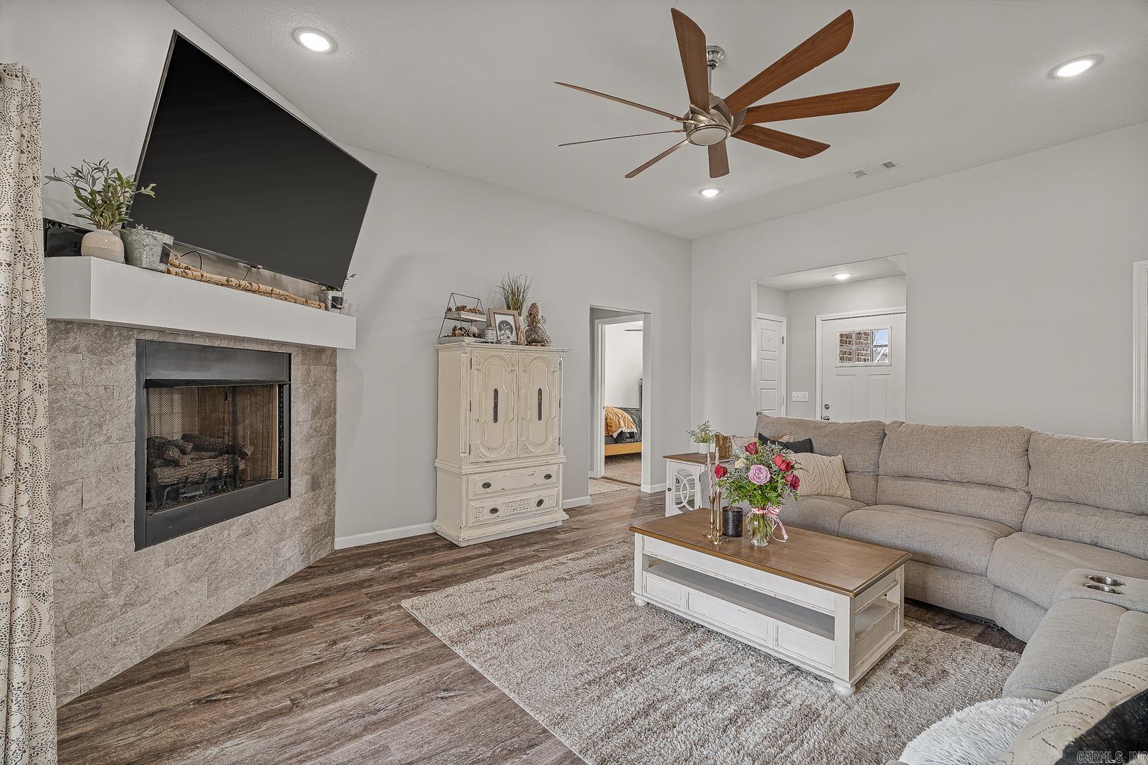 Donlee Ridge - Residential