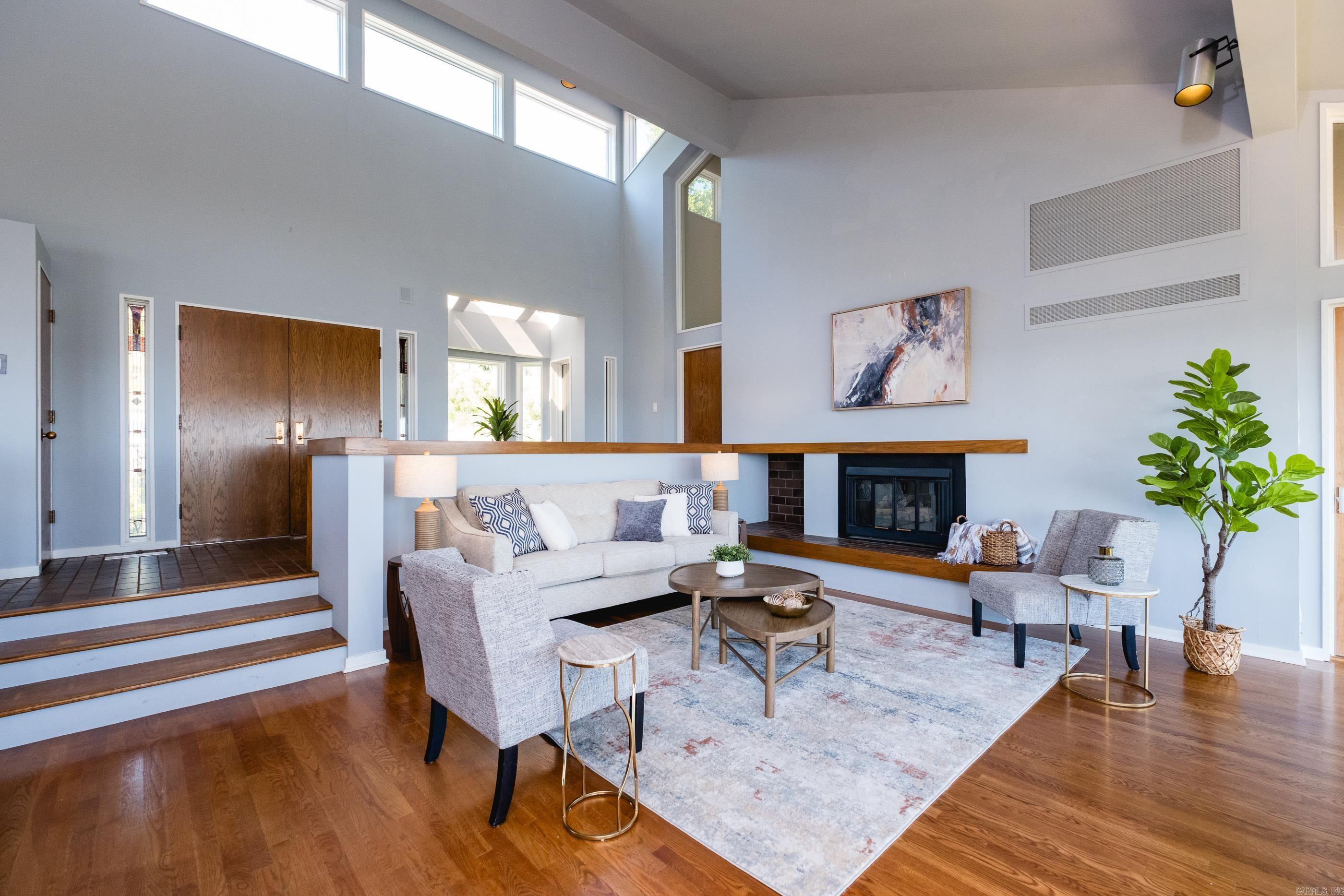 RIVER RIDGE - Residential