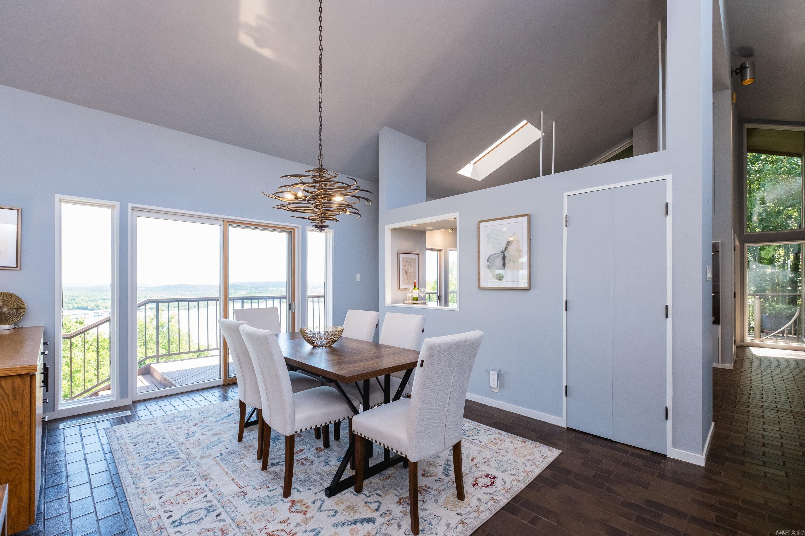 RIVER RIDGE - Residential