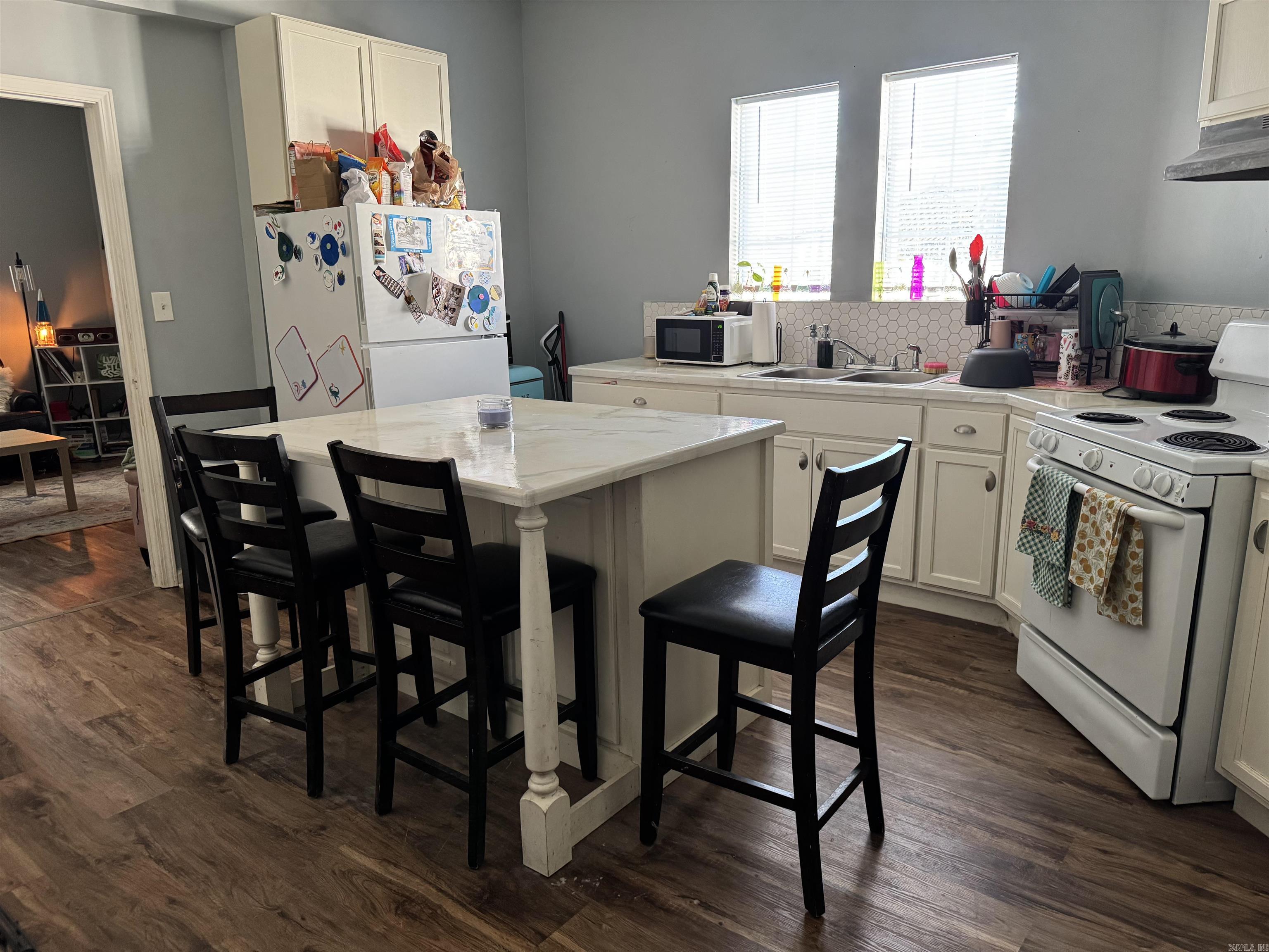 Weldon E Wrights - Residential Income