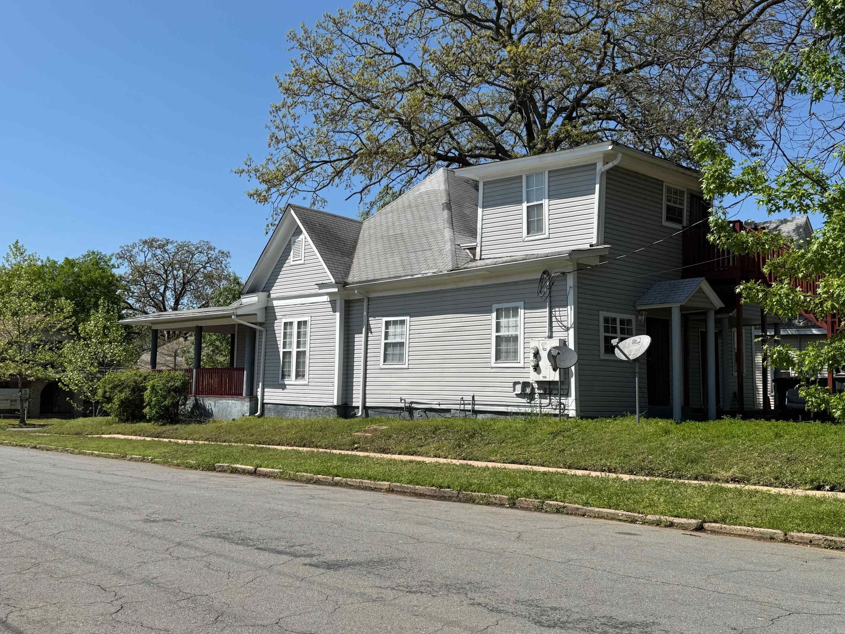 Weldon E Wrights - Residential Income