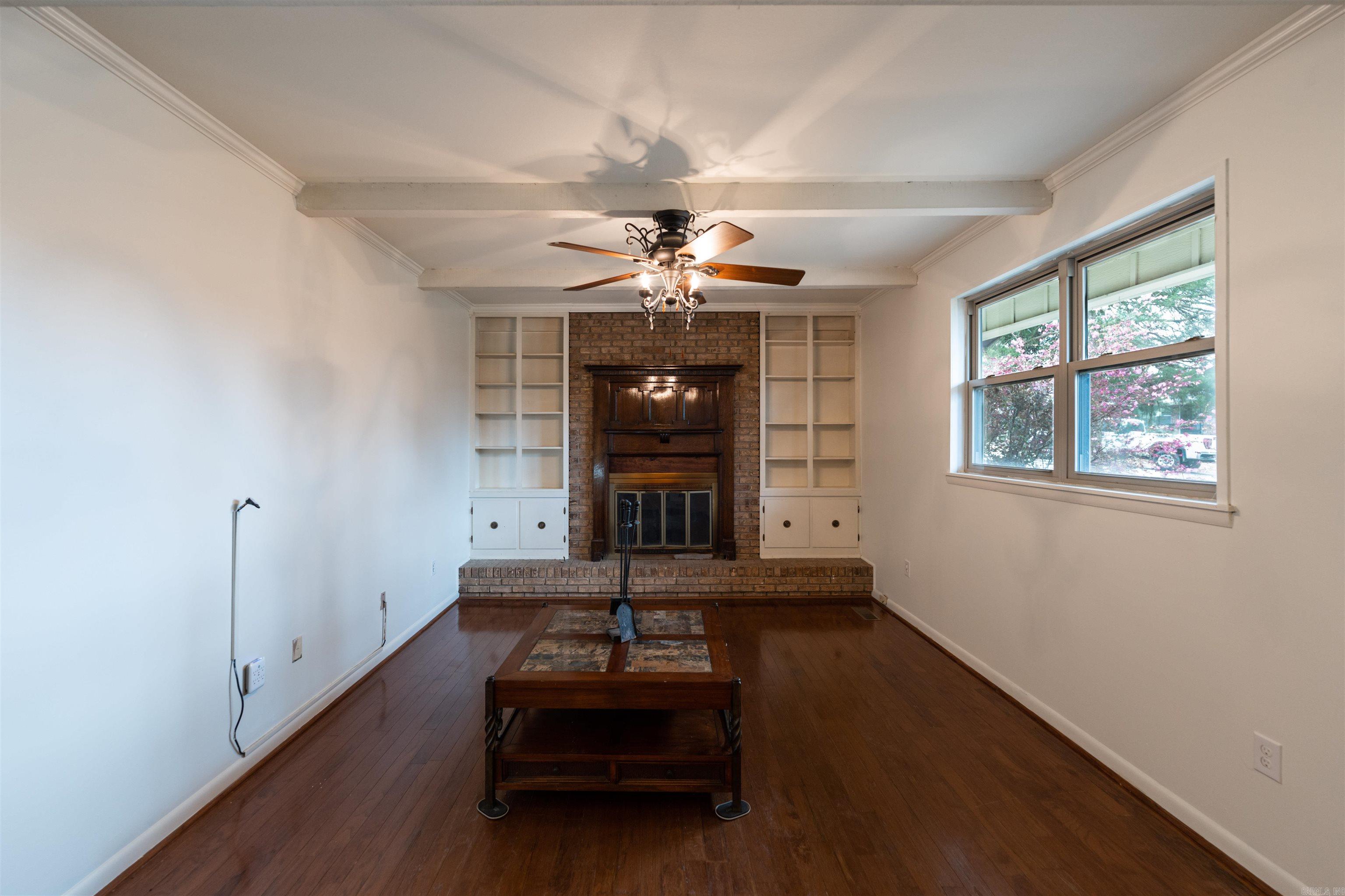 INDIAN HILLS - Residential