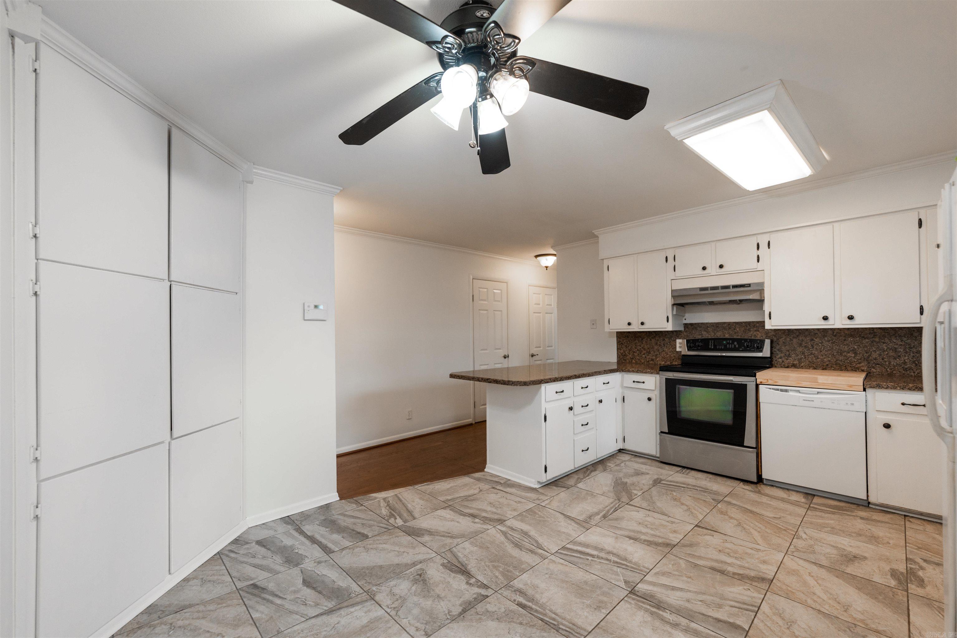 INDIAN HILLS - Residential