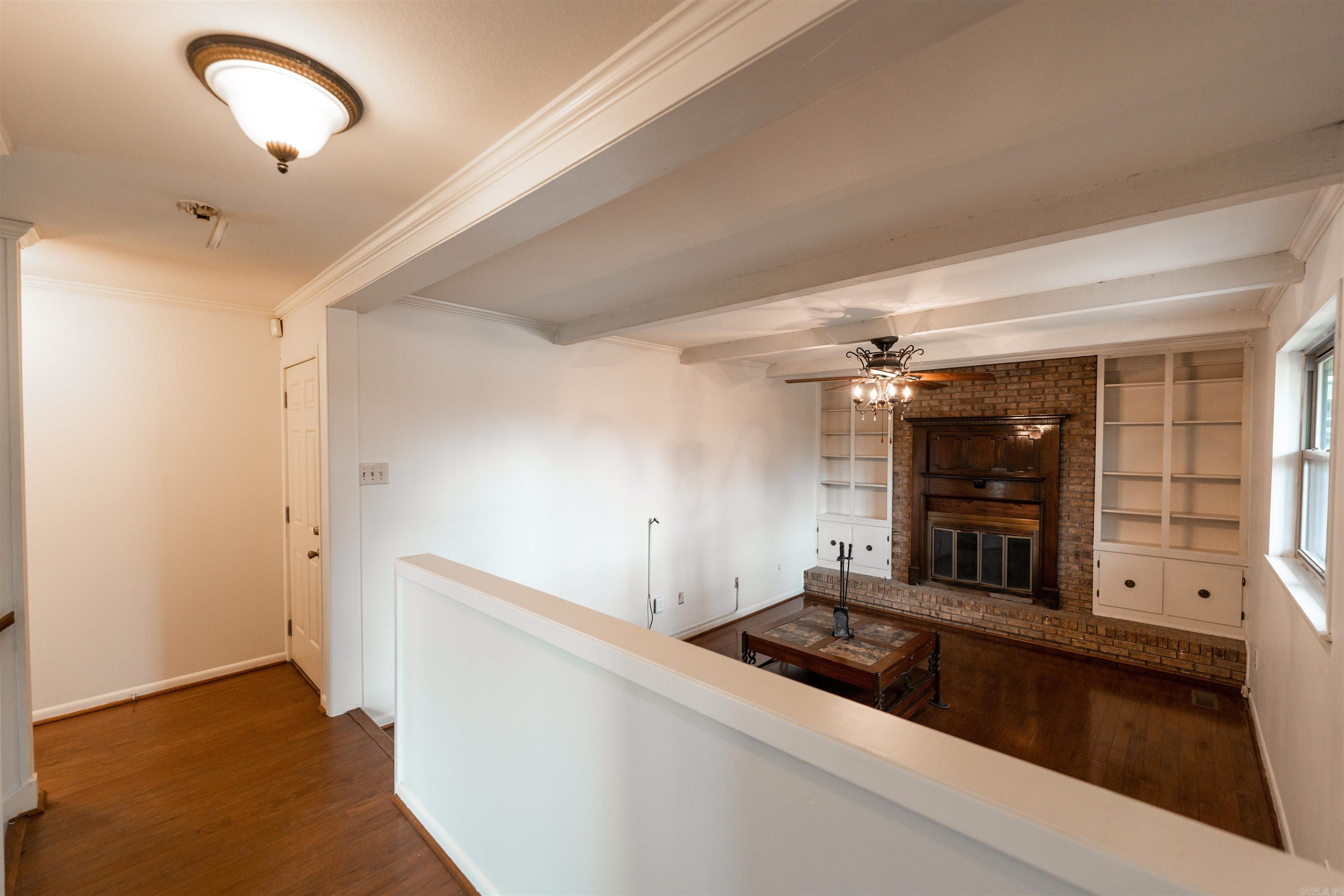 INDIAN HILLS - Residential