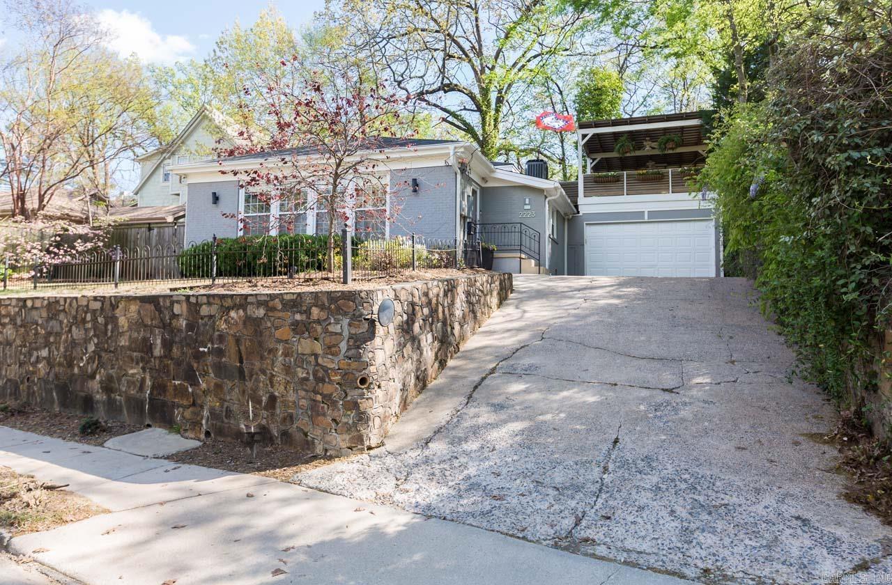 PULASKI HEIGHTS - Residential