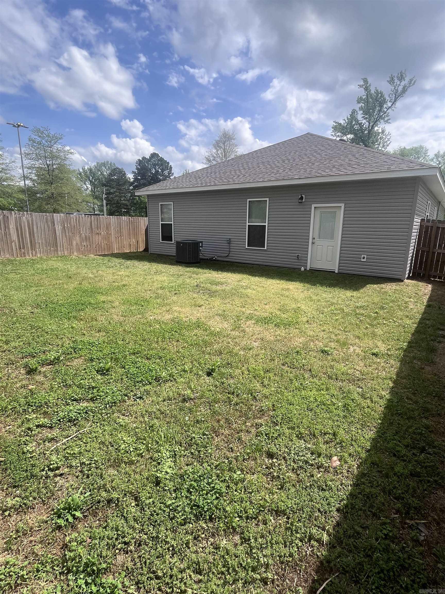 THOMAS - Residential