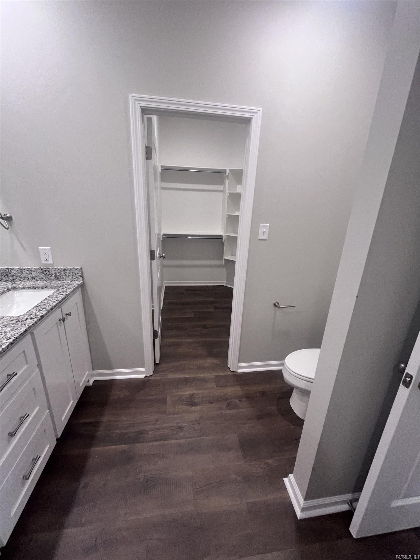 THOMAS - Residential