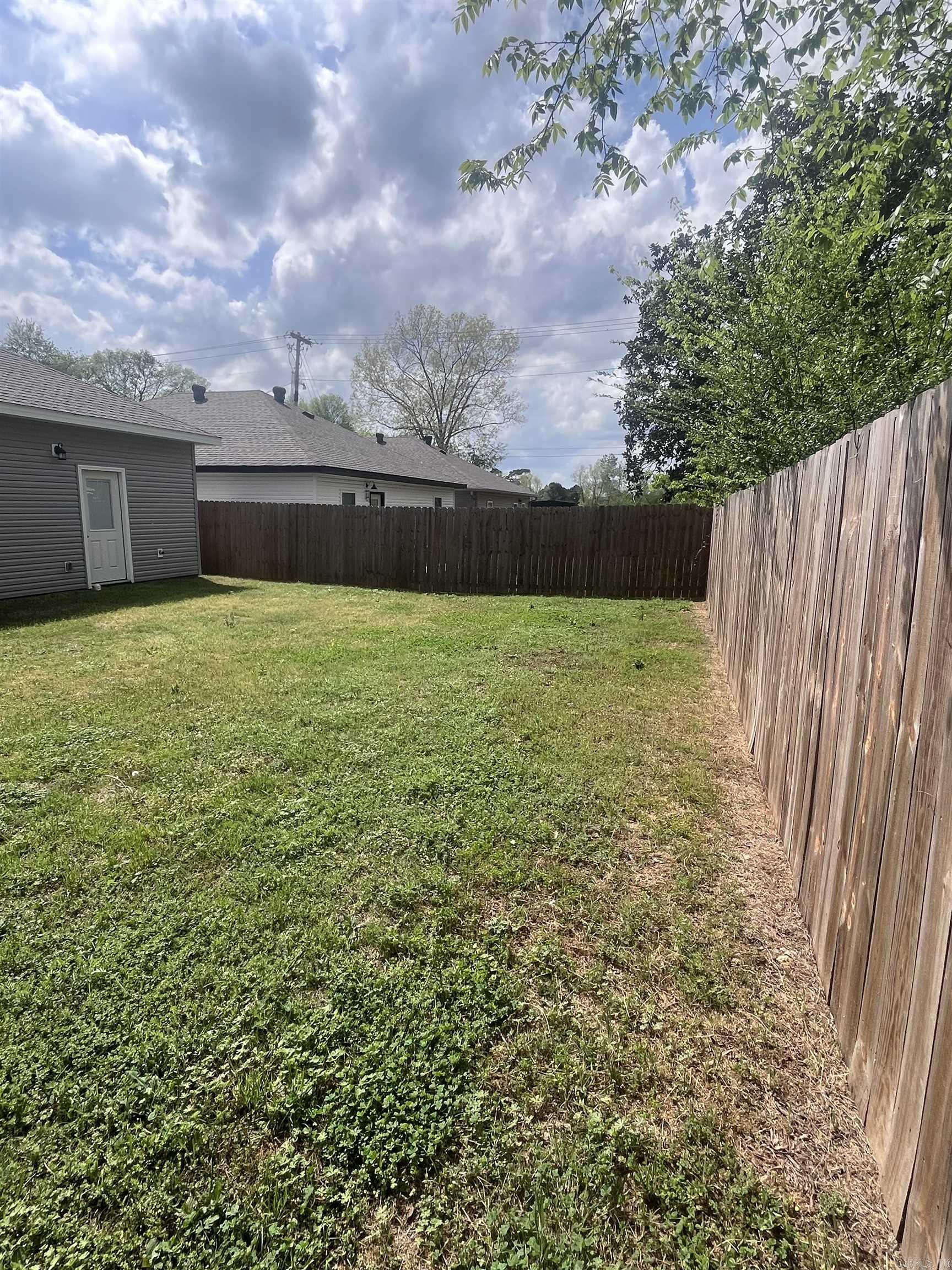 THOMAS - Residential