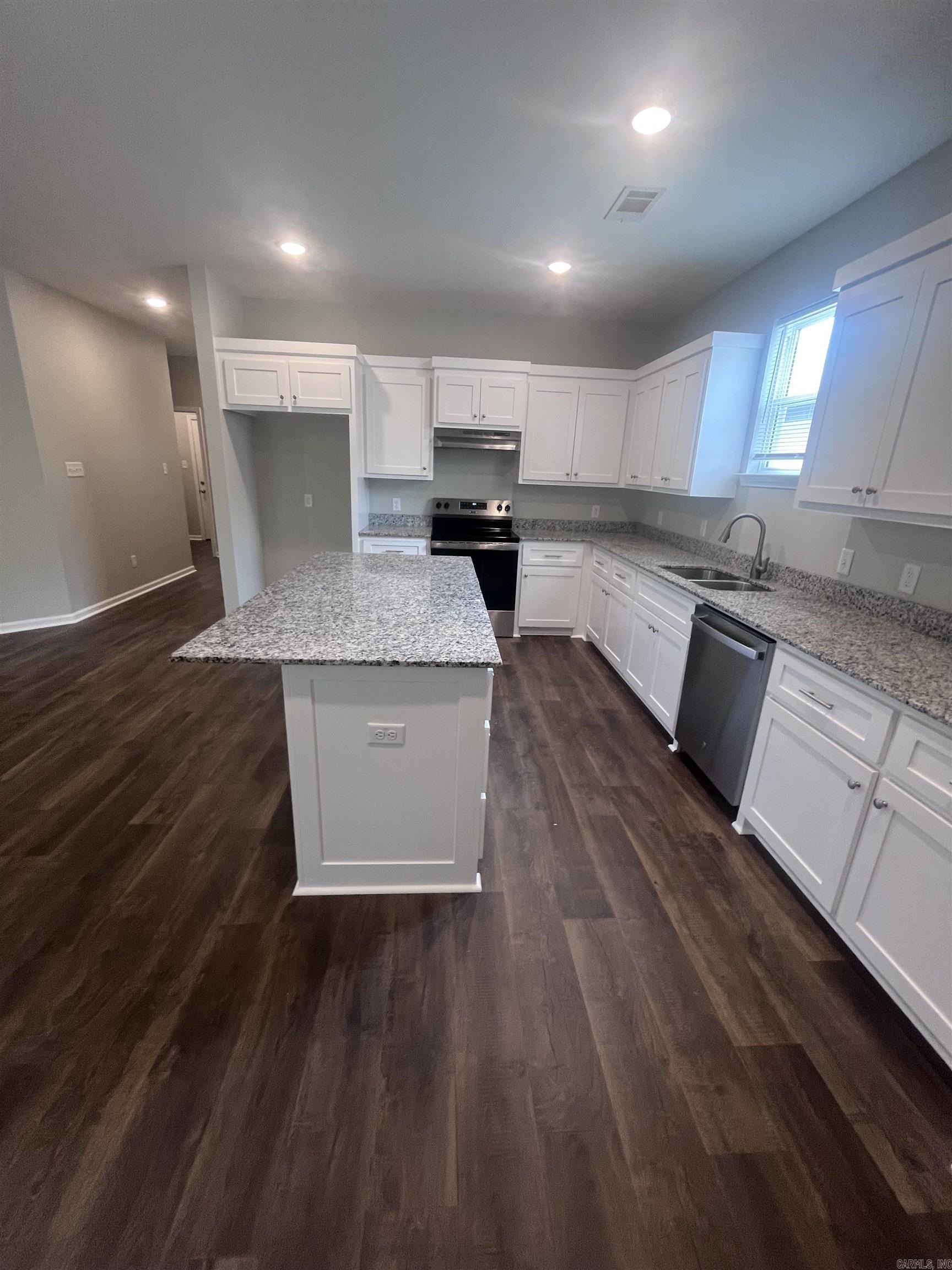 THOMAS - Residential